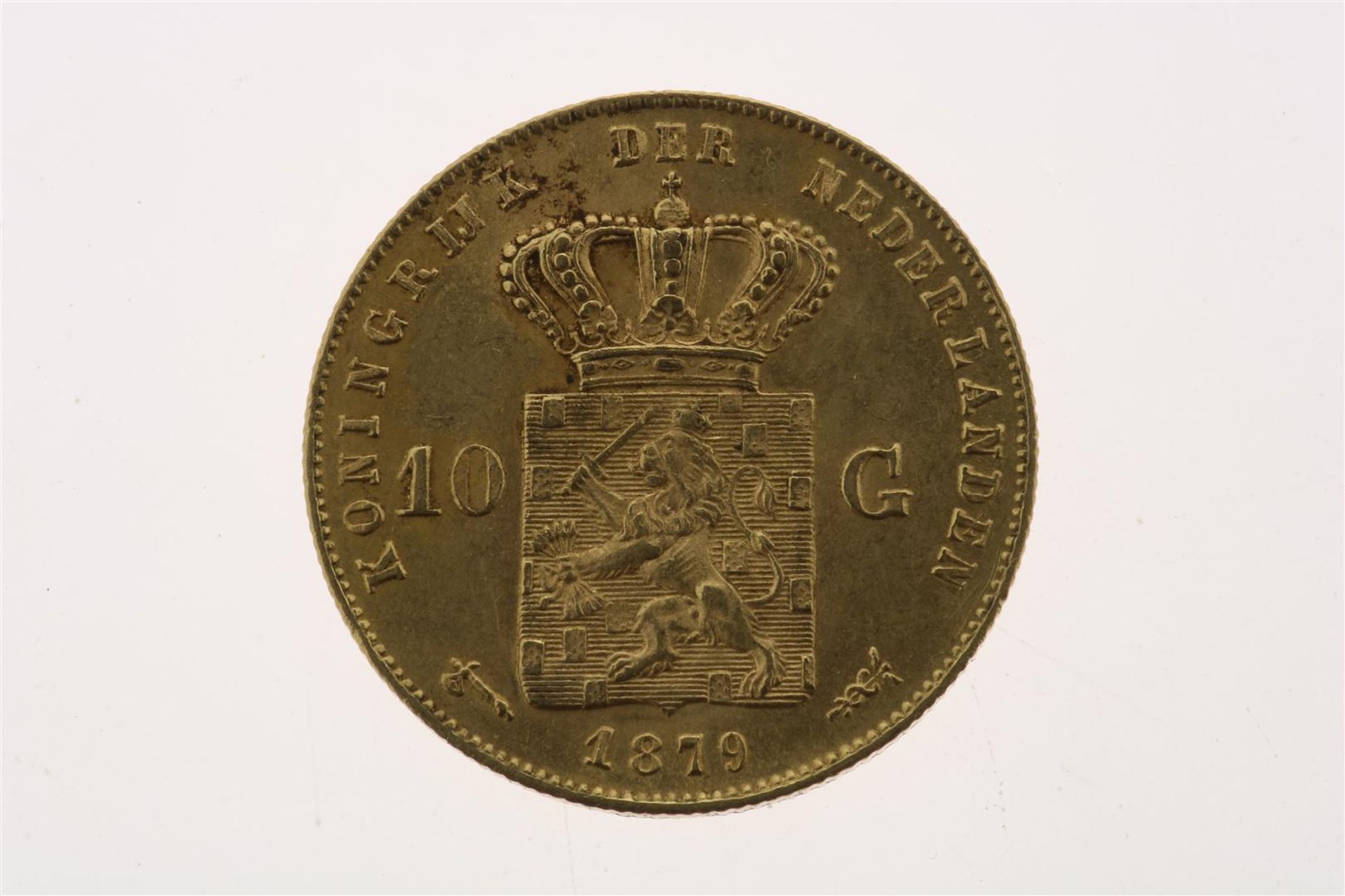 Gold tenner with image of Willem III, looking to the right, 1879, weight 6.72 grams. - Image 2 of 2