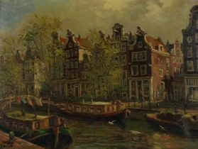 Amsterdam cityscape with the Brouwersgracht