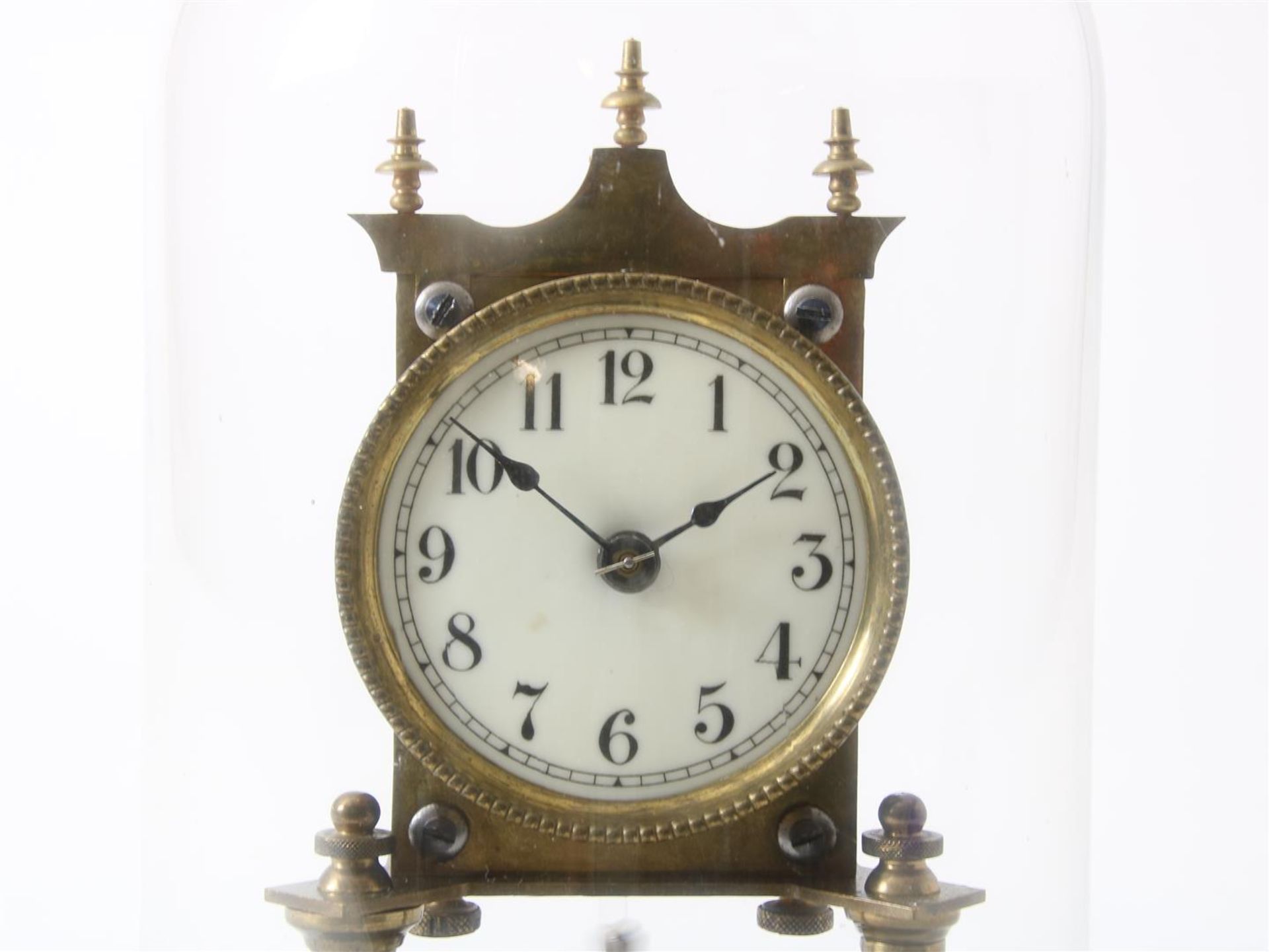 Brass year mantel clock with enamel dial, so-called 400 day clock under glass bell jar, circa - Image 2 of 3