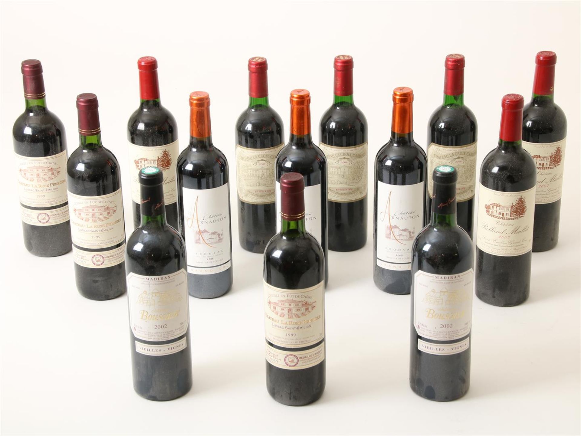 Lot of 14 wine bottles, including Chateau Arnauton 2005, Chateau La Rose Perriere 1999 and Chateau
