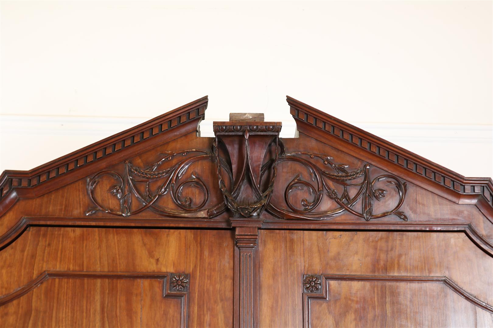Mahogany Louis XVI breakfront cabinet with carved garlands in crest, 2 panel doors and 3 drawers, - Image 3 of 7