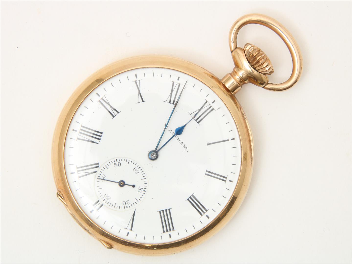 Pocket watch, yellow gold case, address: WALTHAM, grade 585/000, numbered: 30627, diameter 46 mm.