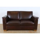 brownleather bench