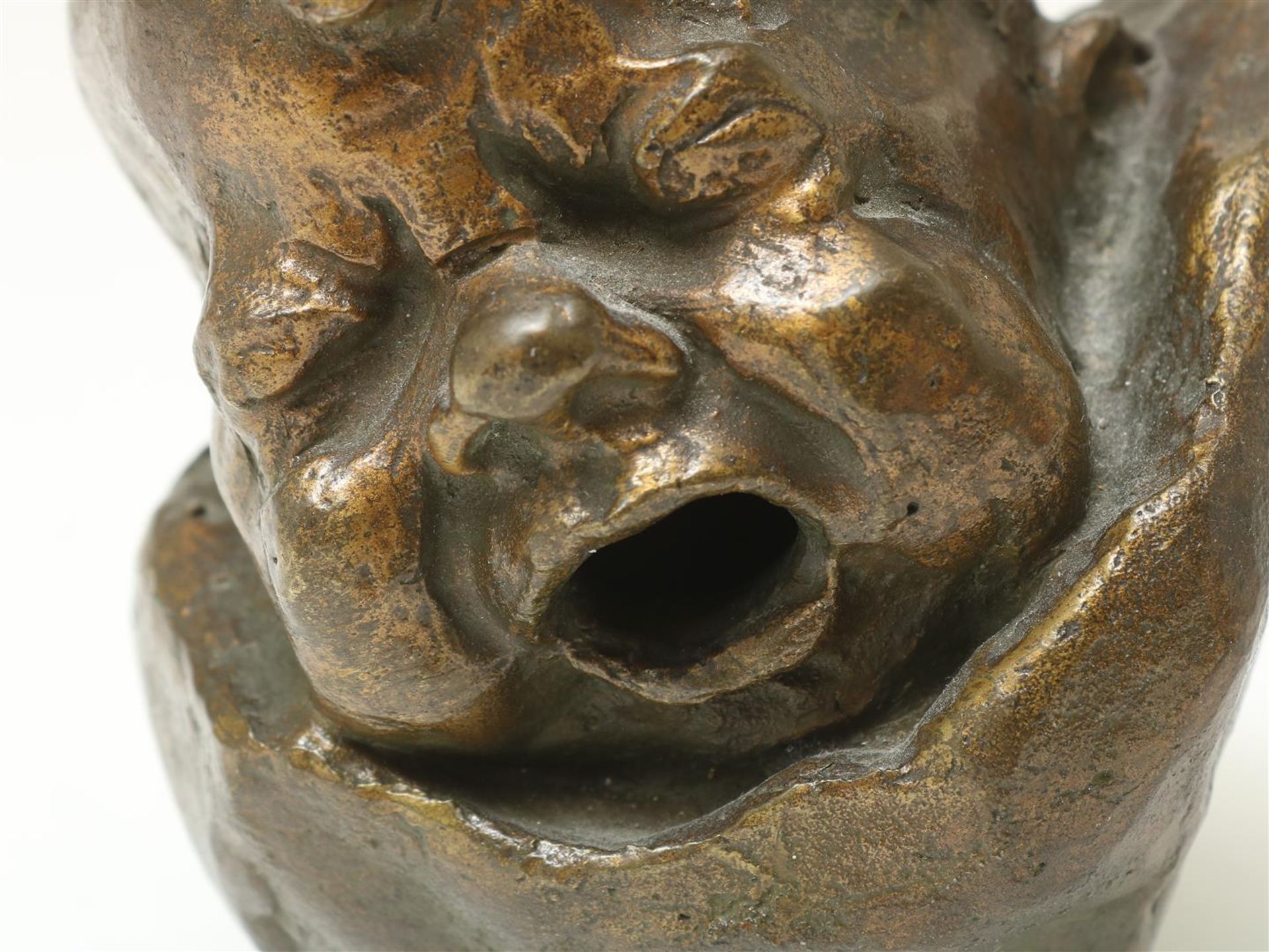 "Charles" Henri Marie van Wijk (1875-1917) Bronze sculpture of a crying baby, signed, 12 x 8 x 8 cm. - Image 3 of 6