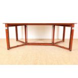 Bubinga wooden Art Deco style Schuitema Decoforma table, Sullivan model with ebony and aluminum