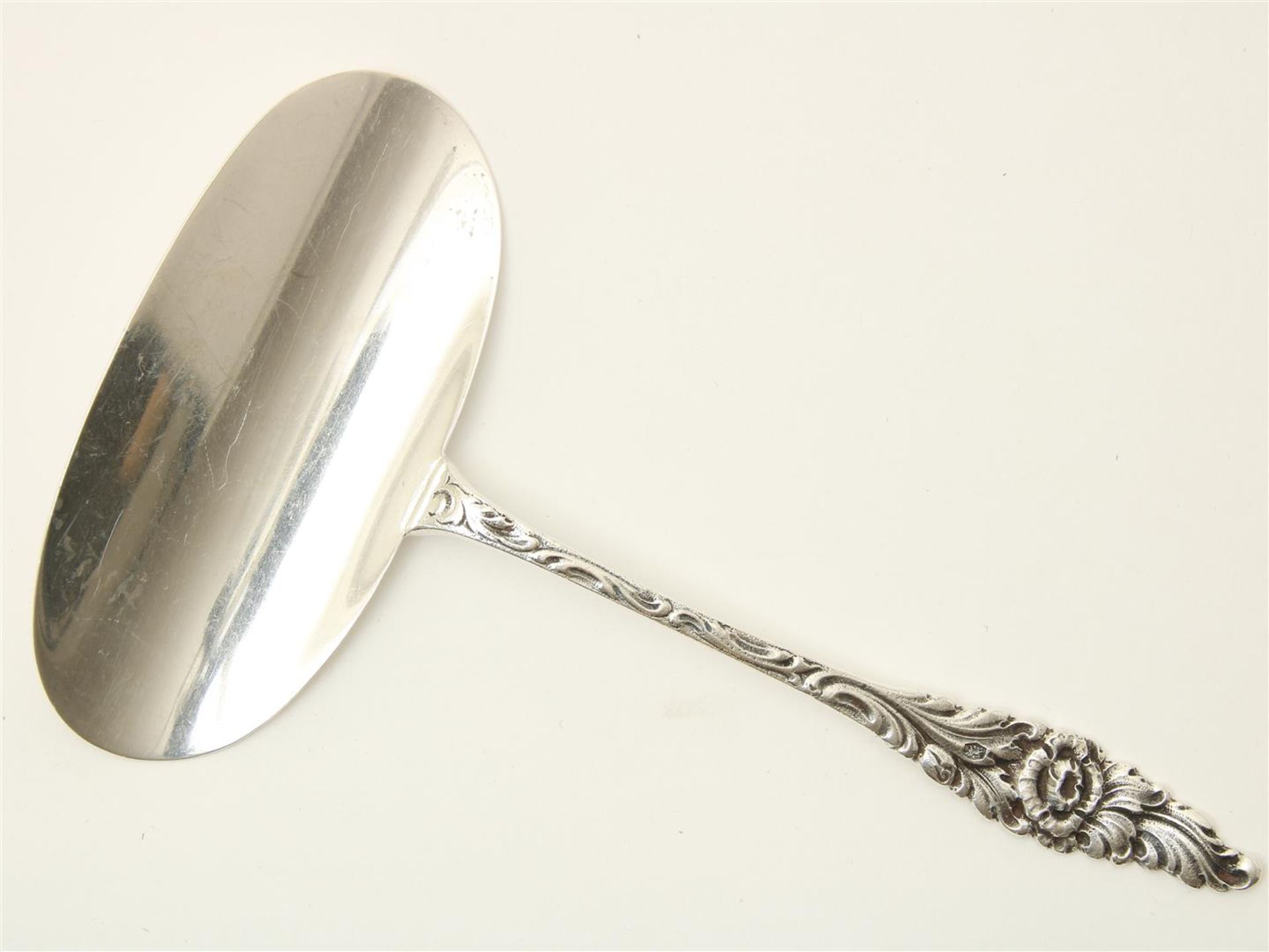 Silver croquette scoop, grade 835/000, "HH": H. Hooijkaas, year letter: "C": 1937, gross weight 49