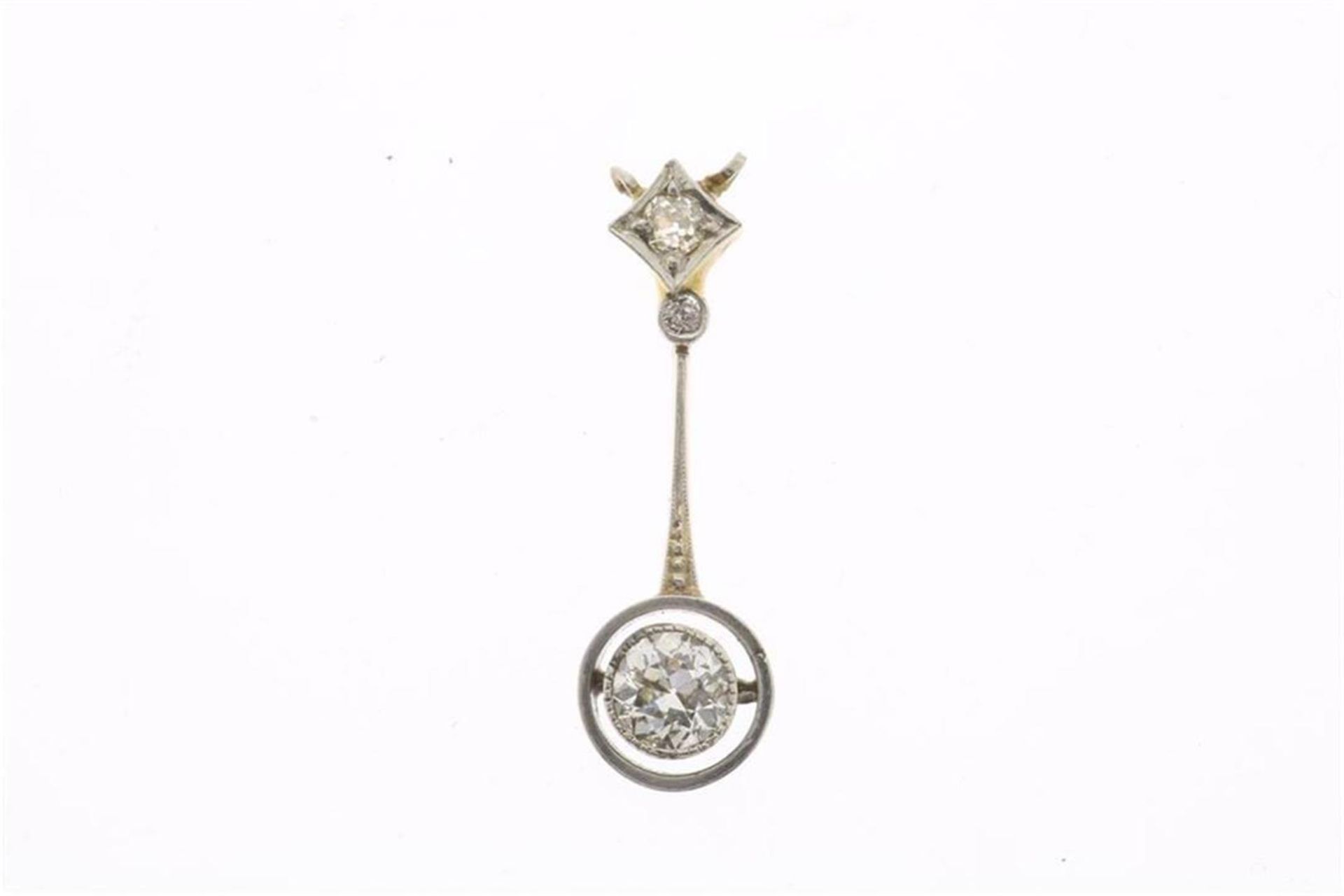 Bicolor gold pendant set with diamonds, old cut, gross weight 1.5 grams, length 2.5 cm.