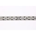 White gold tennis bracelet set with brilliant cut diamond, approx. 7.56 ct., G/H, SI, content 750/