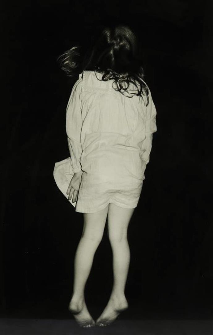 Diana Scherer (1971-) "Madchen (The Girls)", series of five black and white photos, unsigned, on the - Image 6 of 7