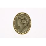 Yellow gold ring set with lava cameo with goddess and profile, grade 585/000, probably Italy, 19th