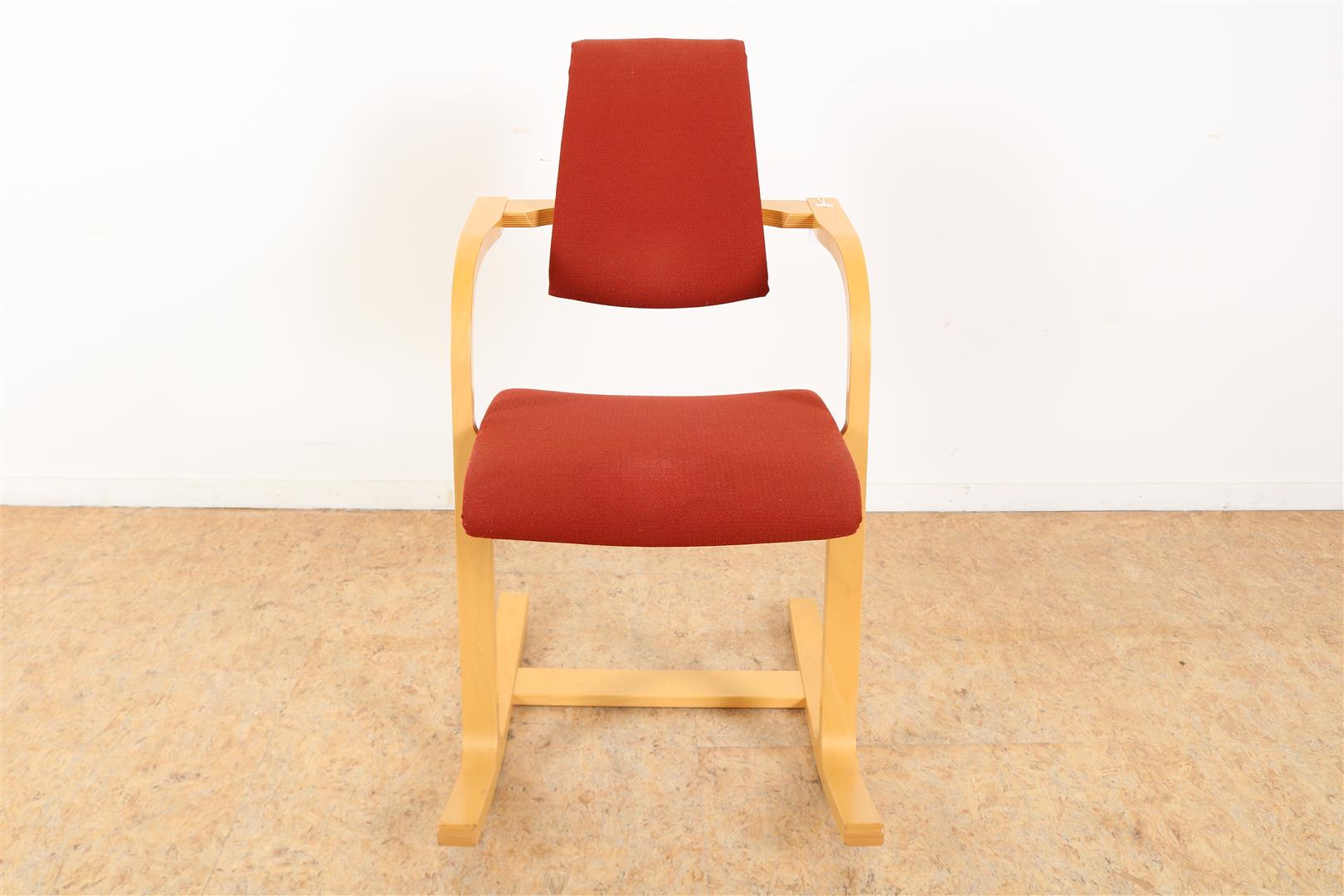 Beech wood balance chair with red upholstery, Peter Opsvik for Stokke Varier, model Aculum, Norway.