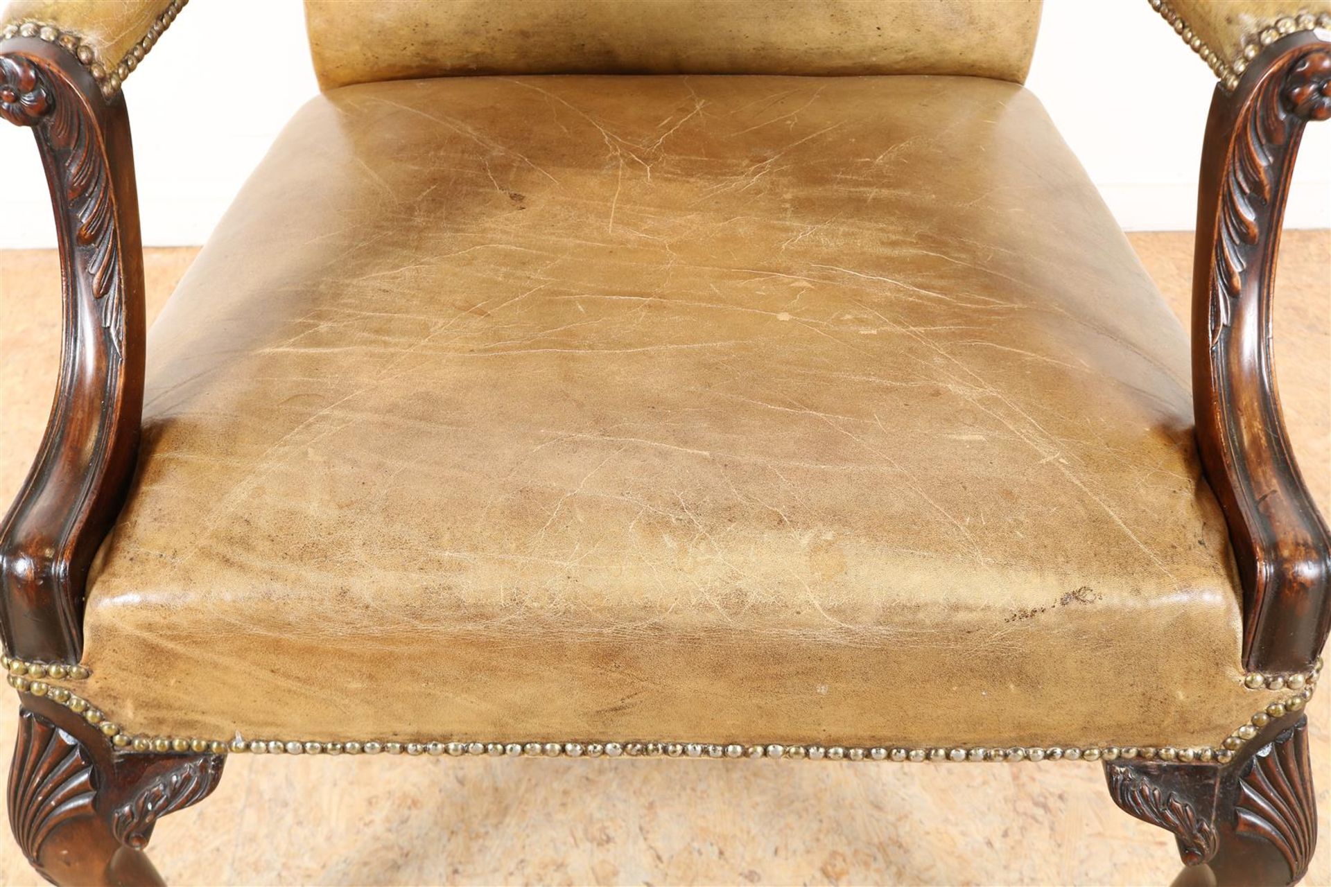 Brown leather armchair - Bild 3 aus 6