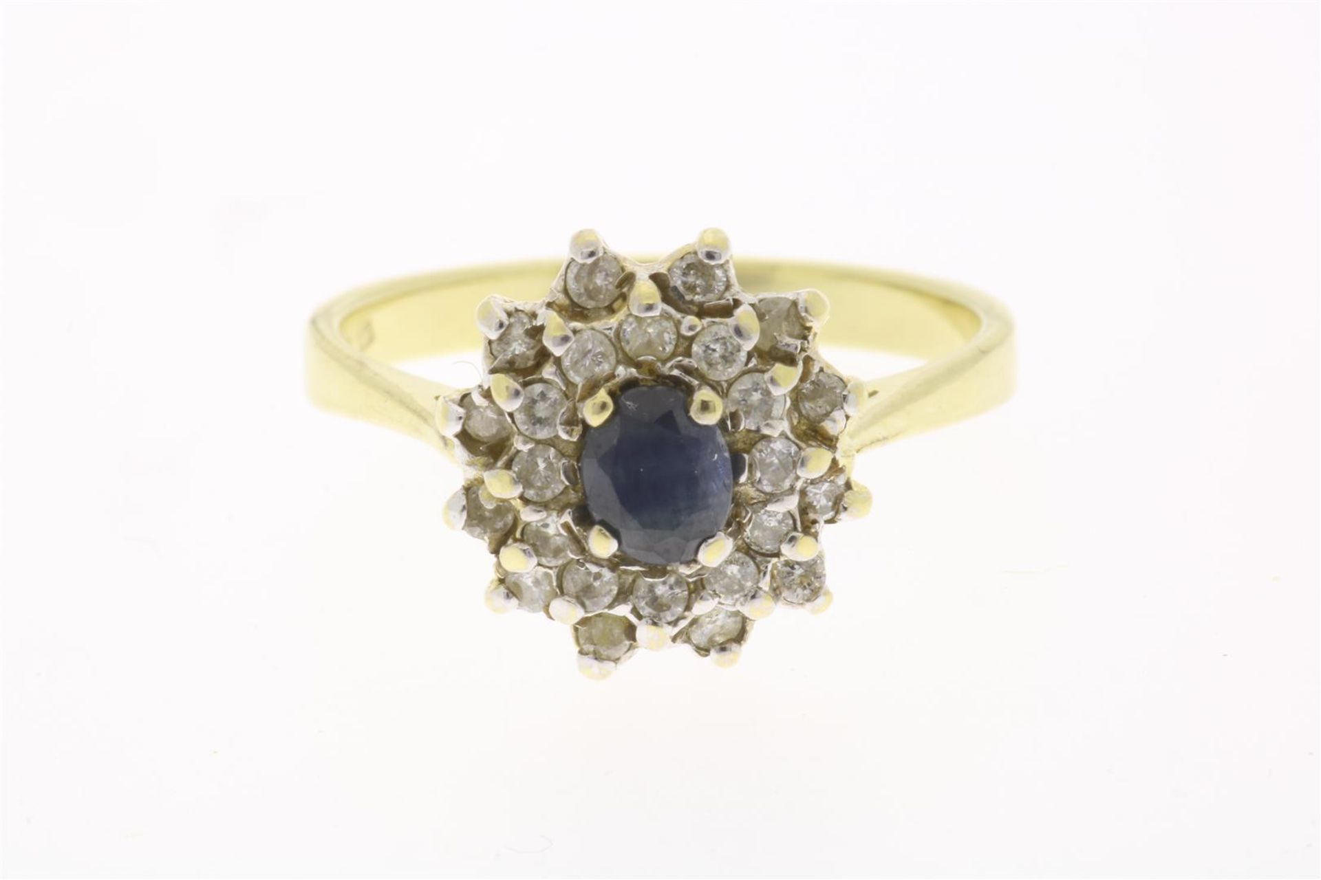 Bicolor gold entourage ring with sapphire and diamonds, number 585/000, ring size 18. gross weight