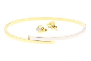 Bicolor gold bracelet and stud earrings