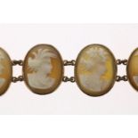 Gold link bracelet with 9 cameos, cut with an image of Roman goddesses and profile, 19th century,