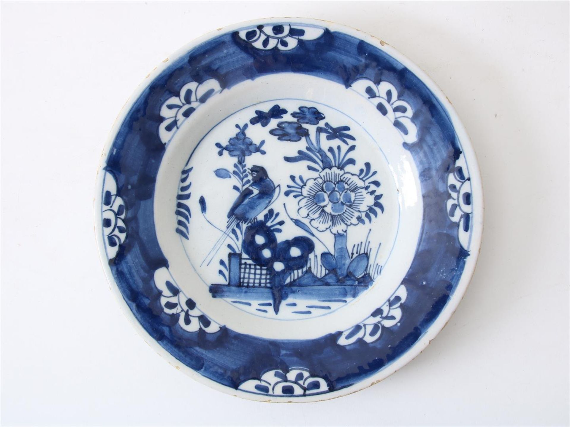 Lot consisting of: plate with polychrome floral decor and text in two hearts: "There is nothing - Image 5 of 7
