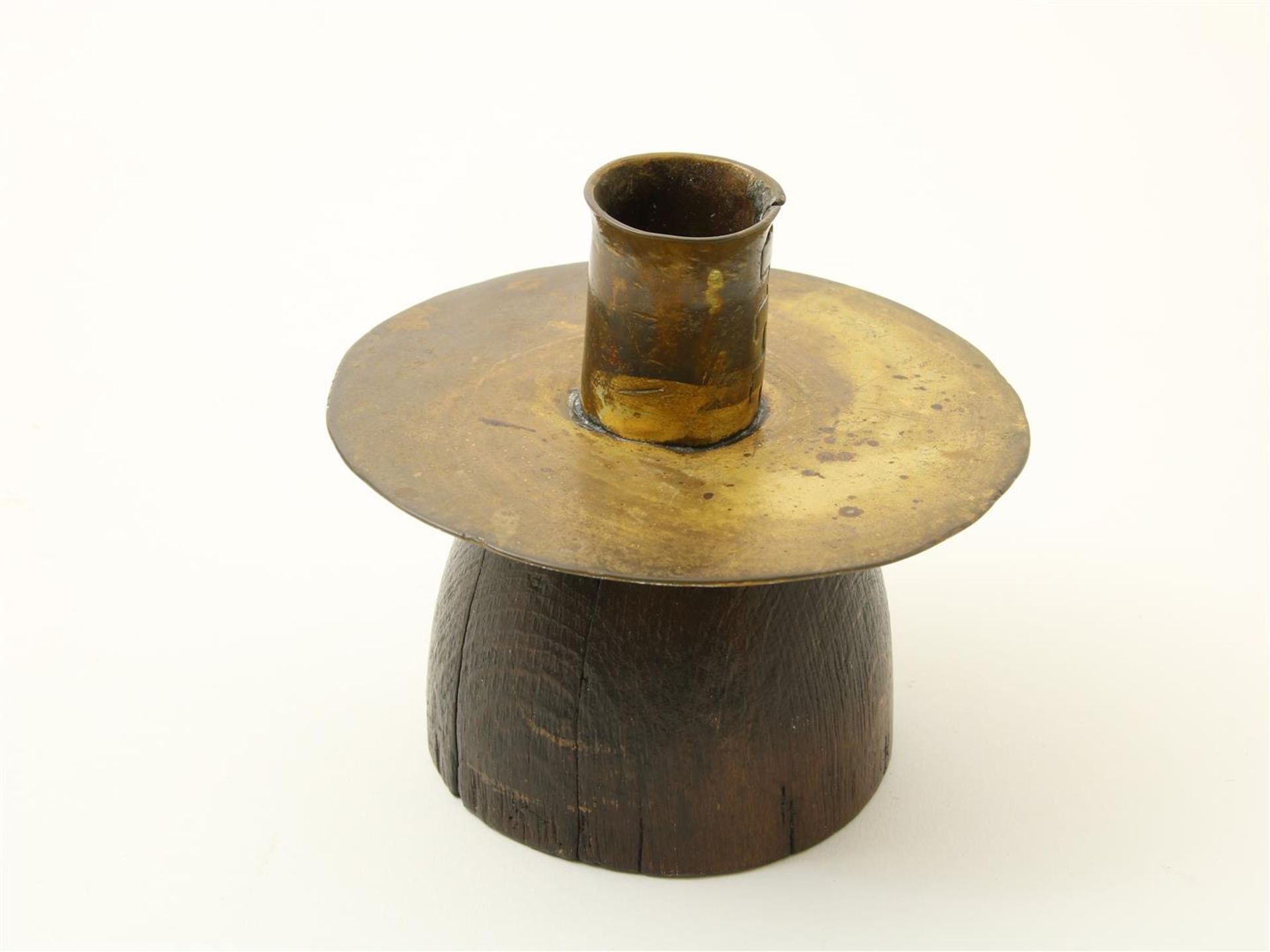 Bronze candlestick on wooden base, dovetail candle holder, possibly Spain, 17th century, height 10.5