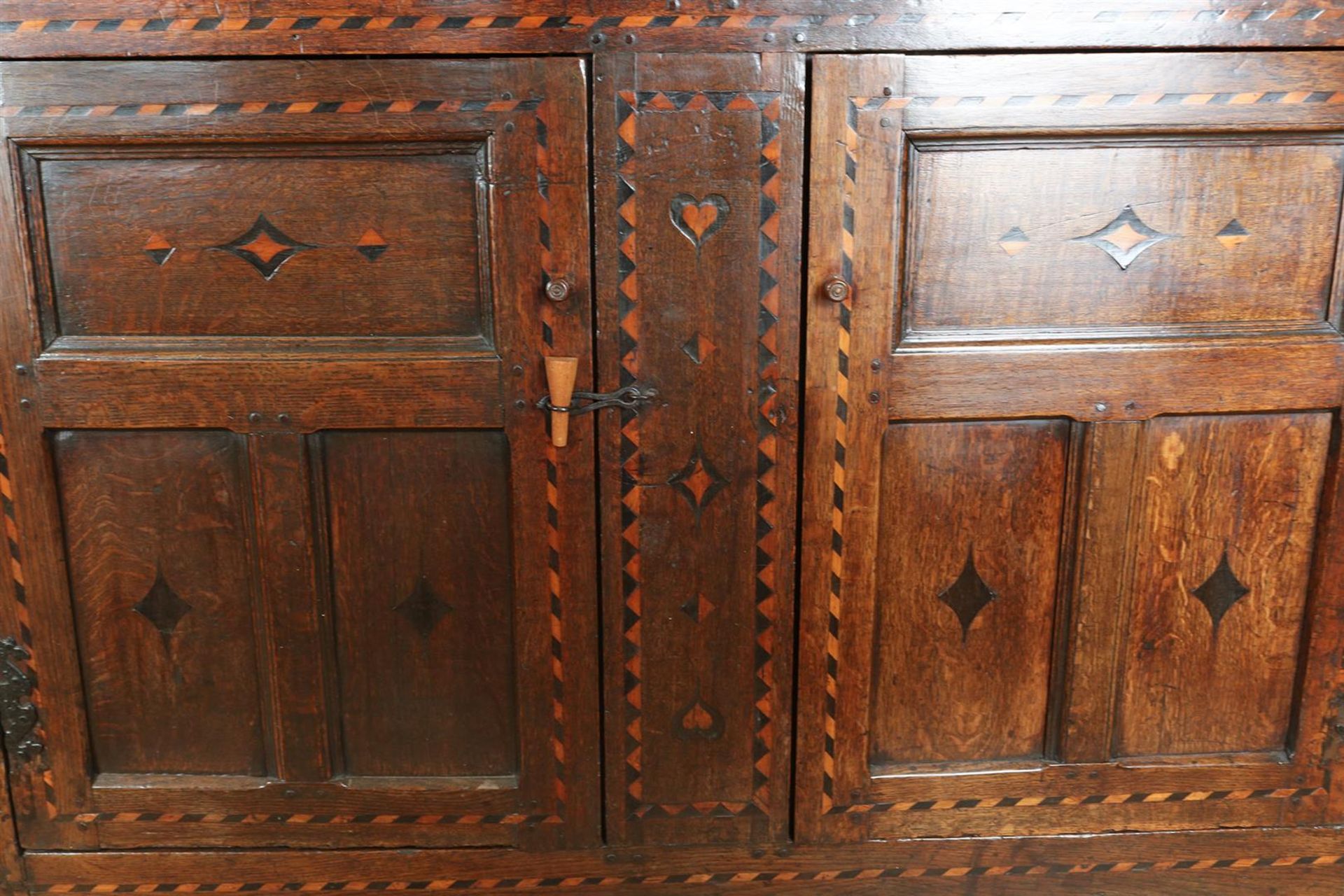 Oak sideboard, upper cabinet with straight hood and 2 panel doors inlaid with fruit wood supported - Image 8 of 9