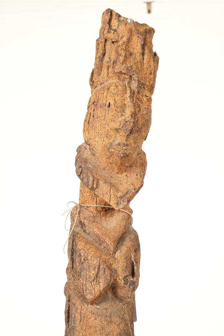 Wooden ancestor statue figure as an elongated male person, probably Dayak Borneo on a pedestal, - Image 2 of 4