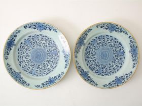 a pair of Delfts pottery disches, 18th century