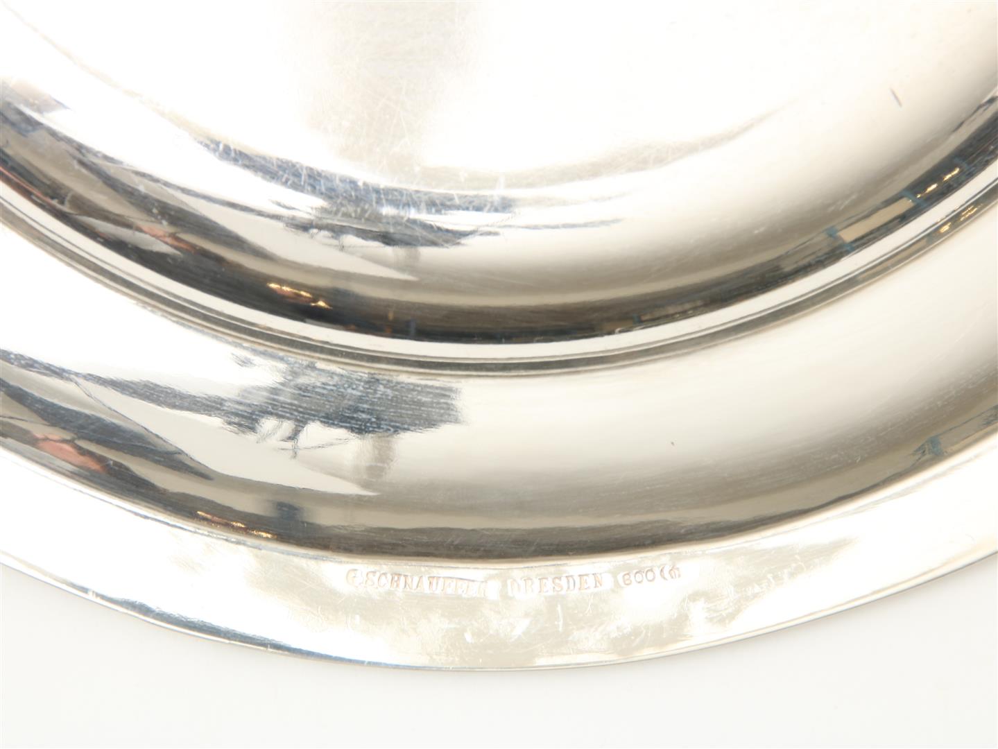Set including silver terrine (oval covered dish 33x 25 cm under lid) with removable handle, - Image 4 of 4