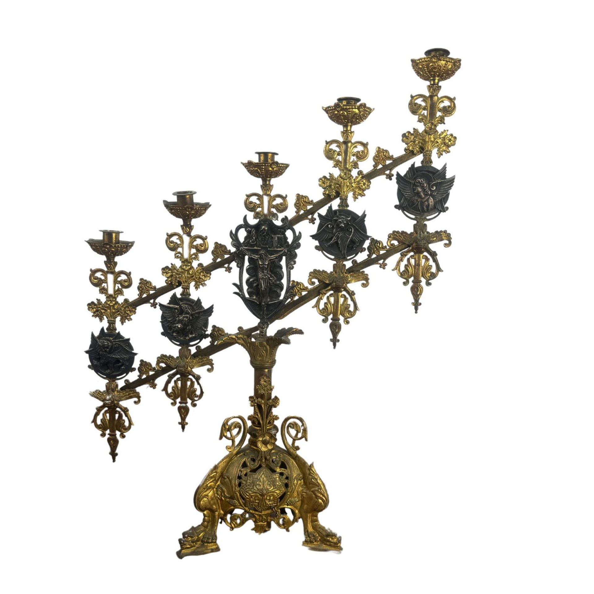 Finely chiseled and gilded bronze candelabrum - Image 3 of 10