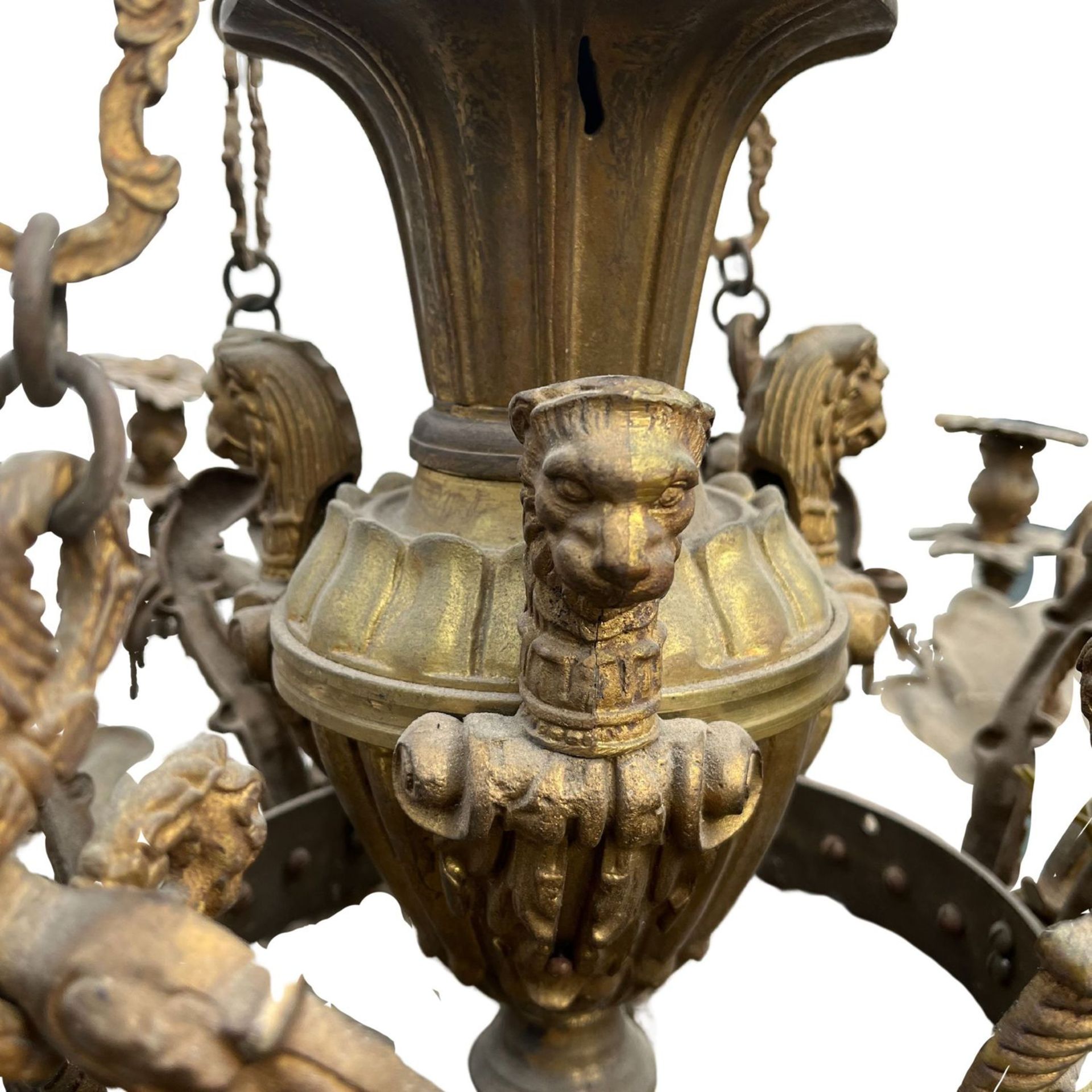 Important finely chiseled gilt bronze chandelier - Image 4 of 4