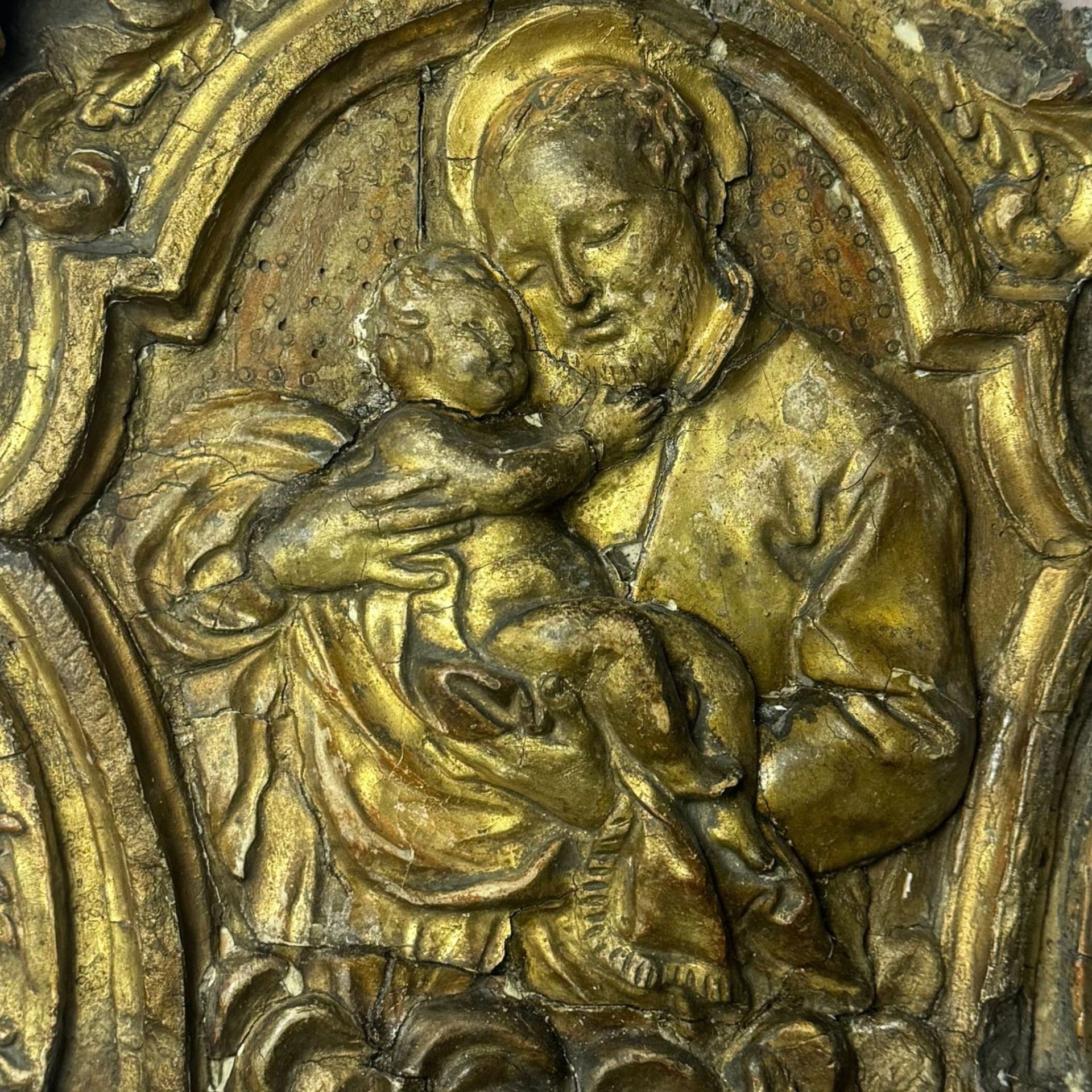 Saint Joseph with child and Cherubs - Image 2 of 9