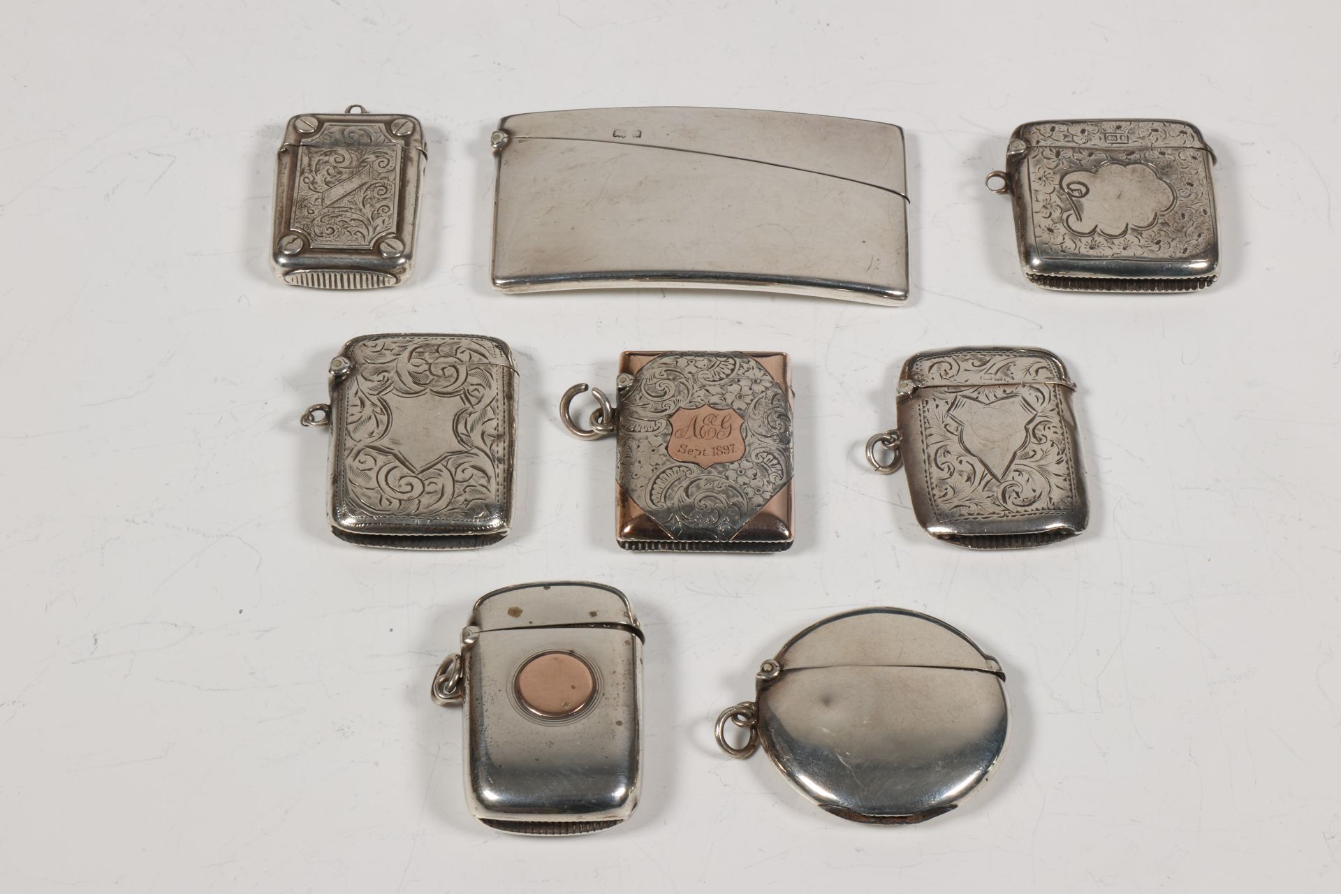 Collectie van acht diverse zwavelstokdoosjes, 19e en 20e eeuw,