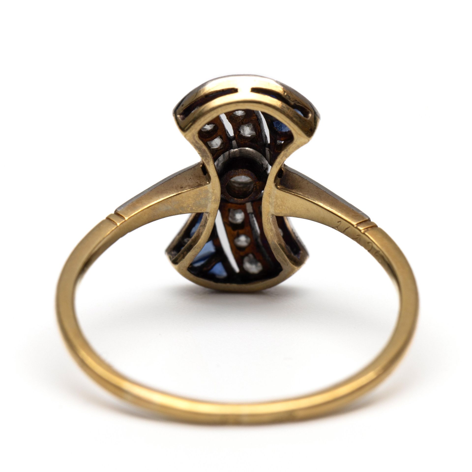 18 kt. Gouden fijne ring, Art Deco. - Image 2 of 3