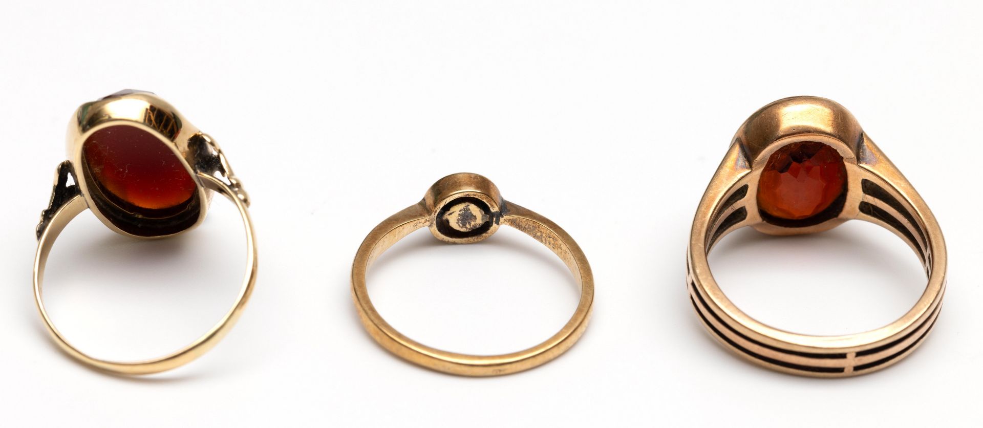 Drie gouden ringen. - Bild 2 aus 2