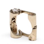 14 kt. Witgouden handgemaakte ring met scharnier,