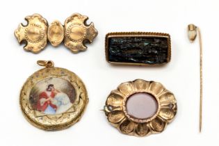 Een collectie diverse gouden sieraden,