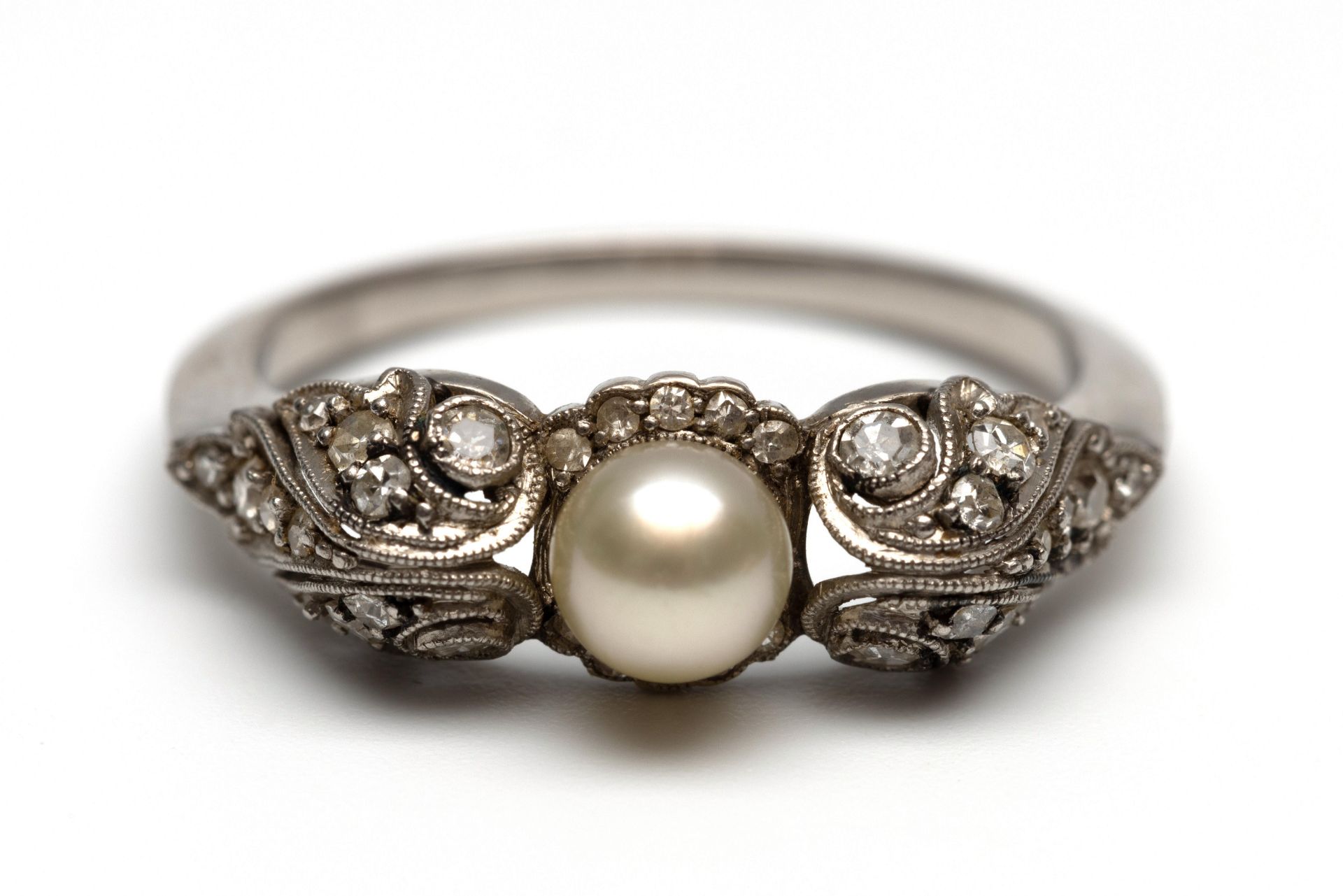 Platina ring, Art Deco.