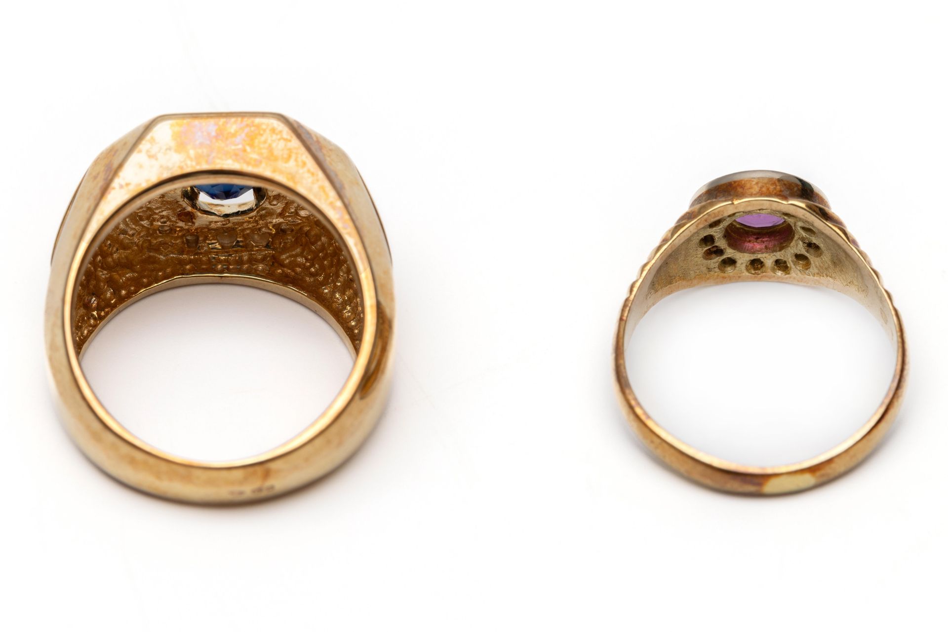 Twee gouden ringen. - Image 2 of 2