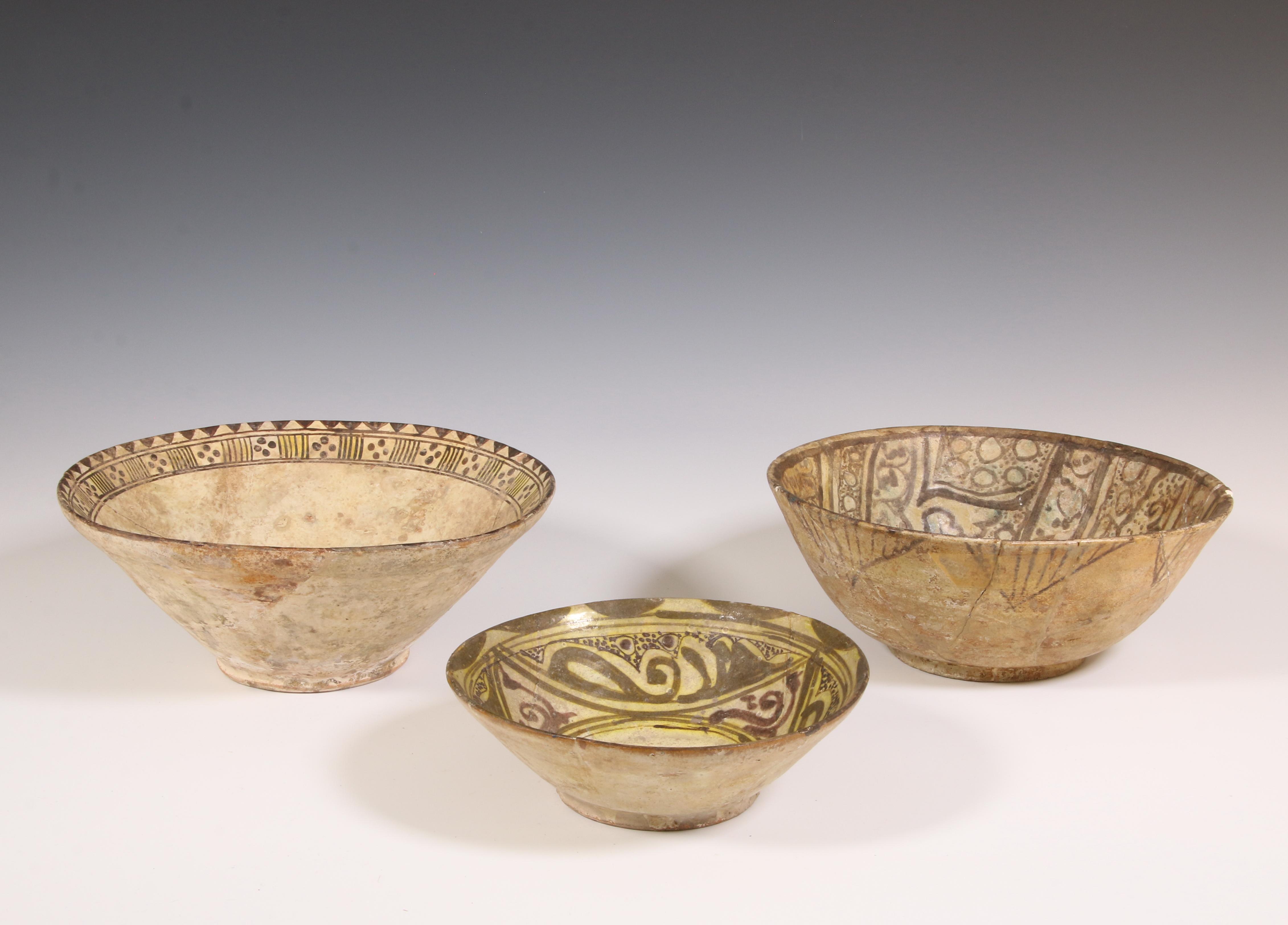 Persia, three terracotta bowl, 15th-17th century;