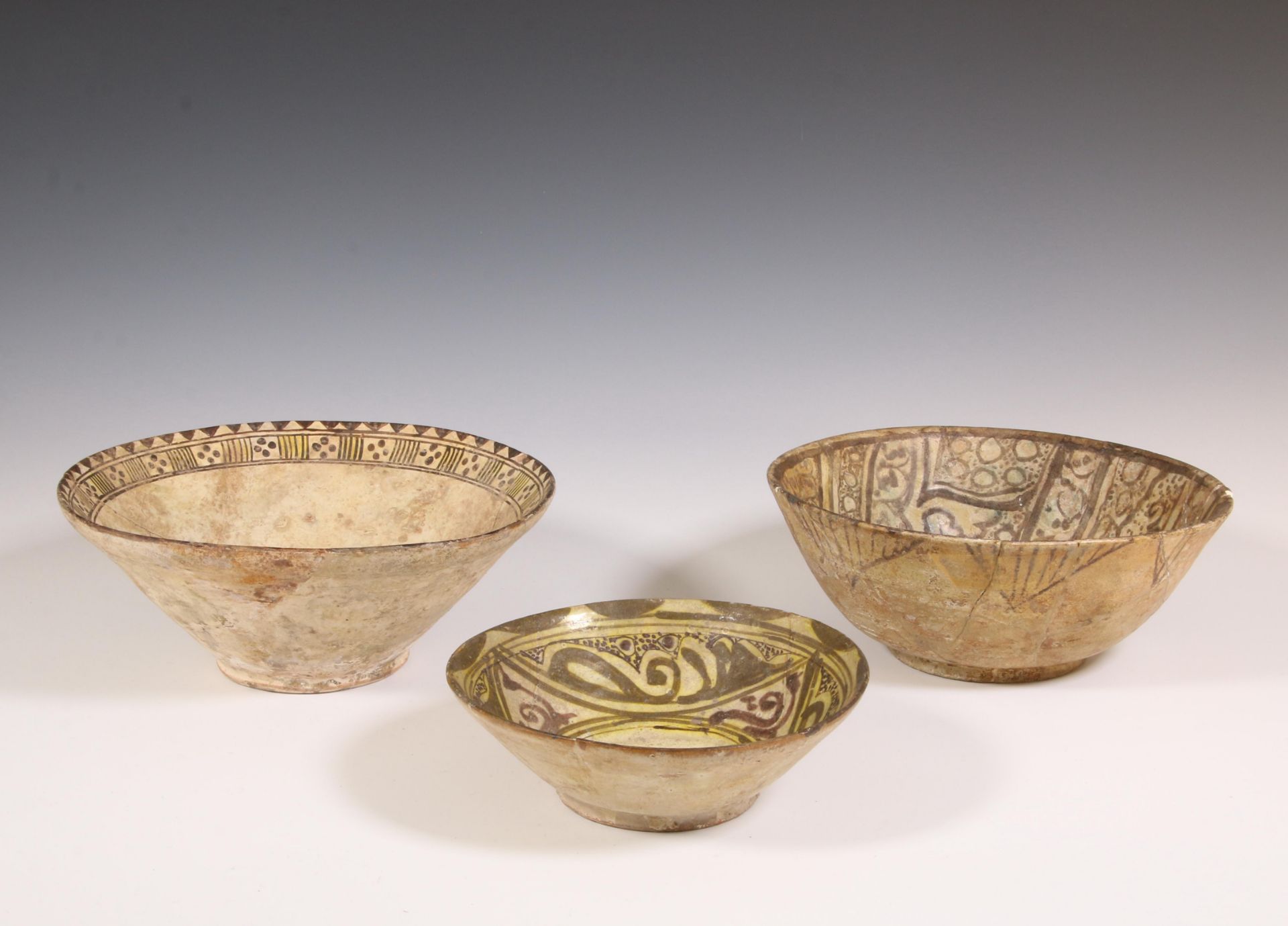 Persia, three terracotta bowl, 15th-17th century;