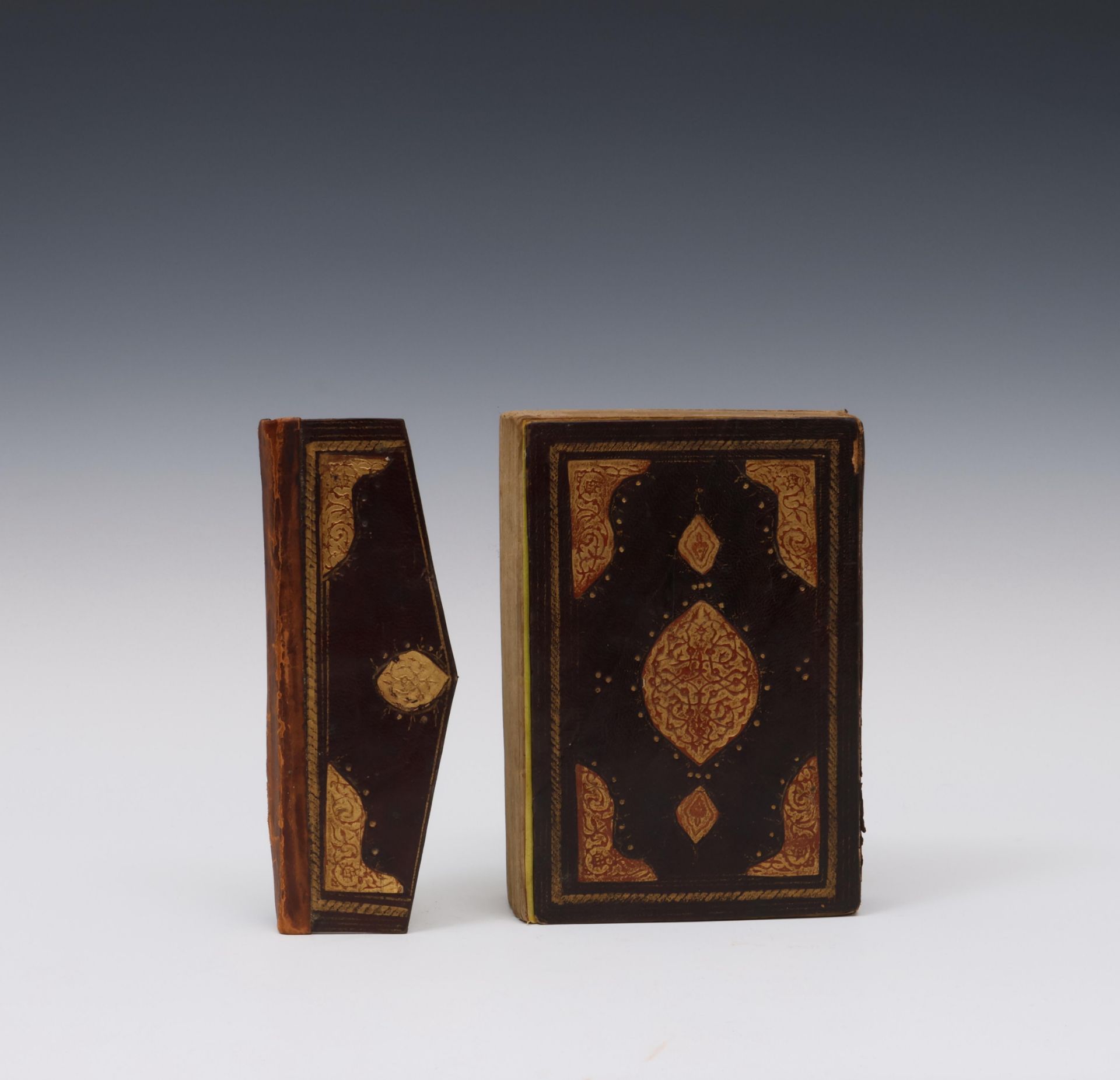 Iran, possibly Qajar, a Koran in leather bound, ca. 1900, - Bild 2 aus 2