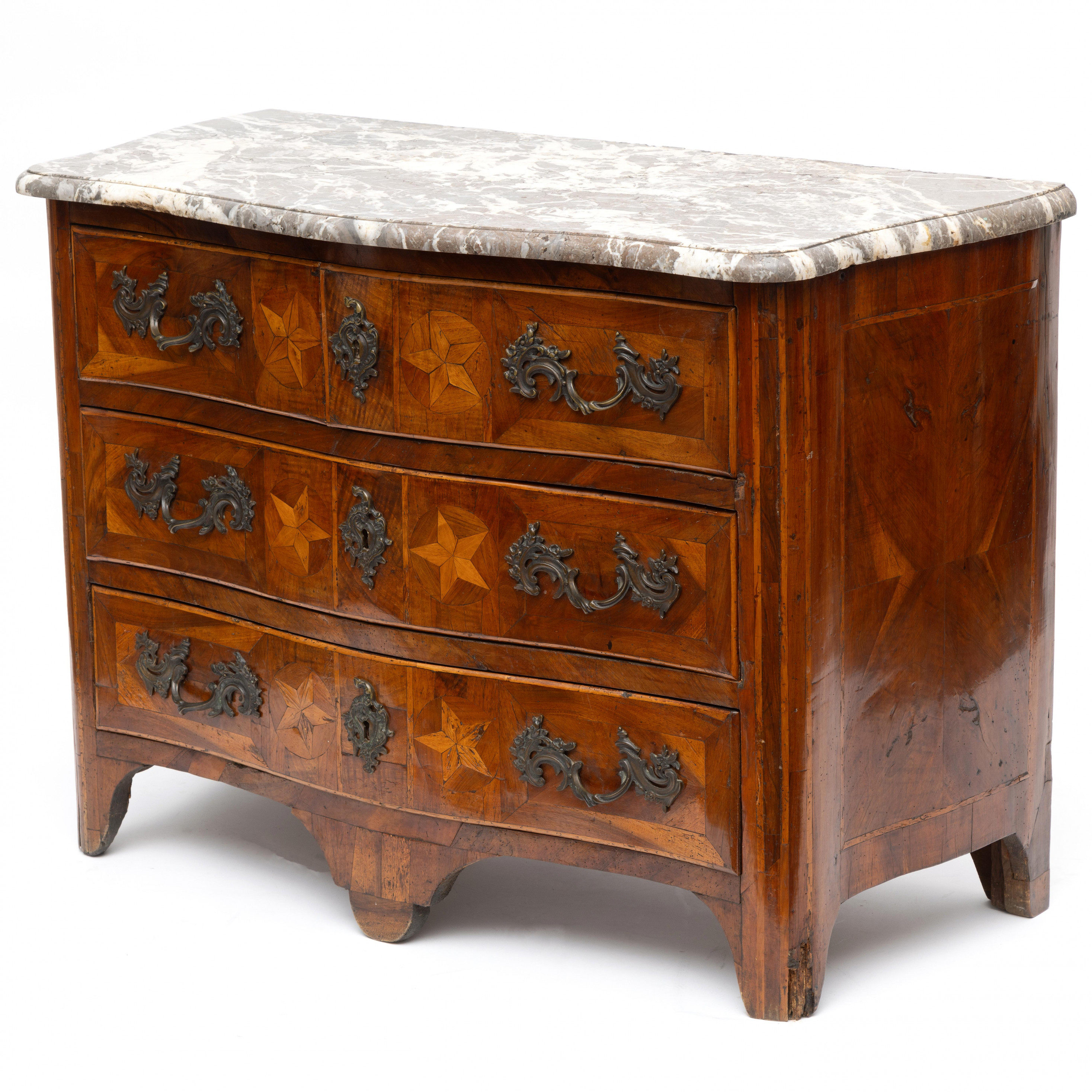 Frankrijk, notenhouten commode, Louis XV,