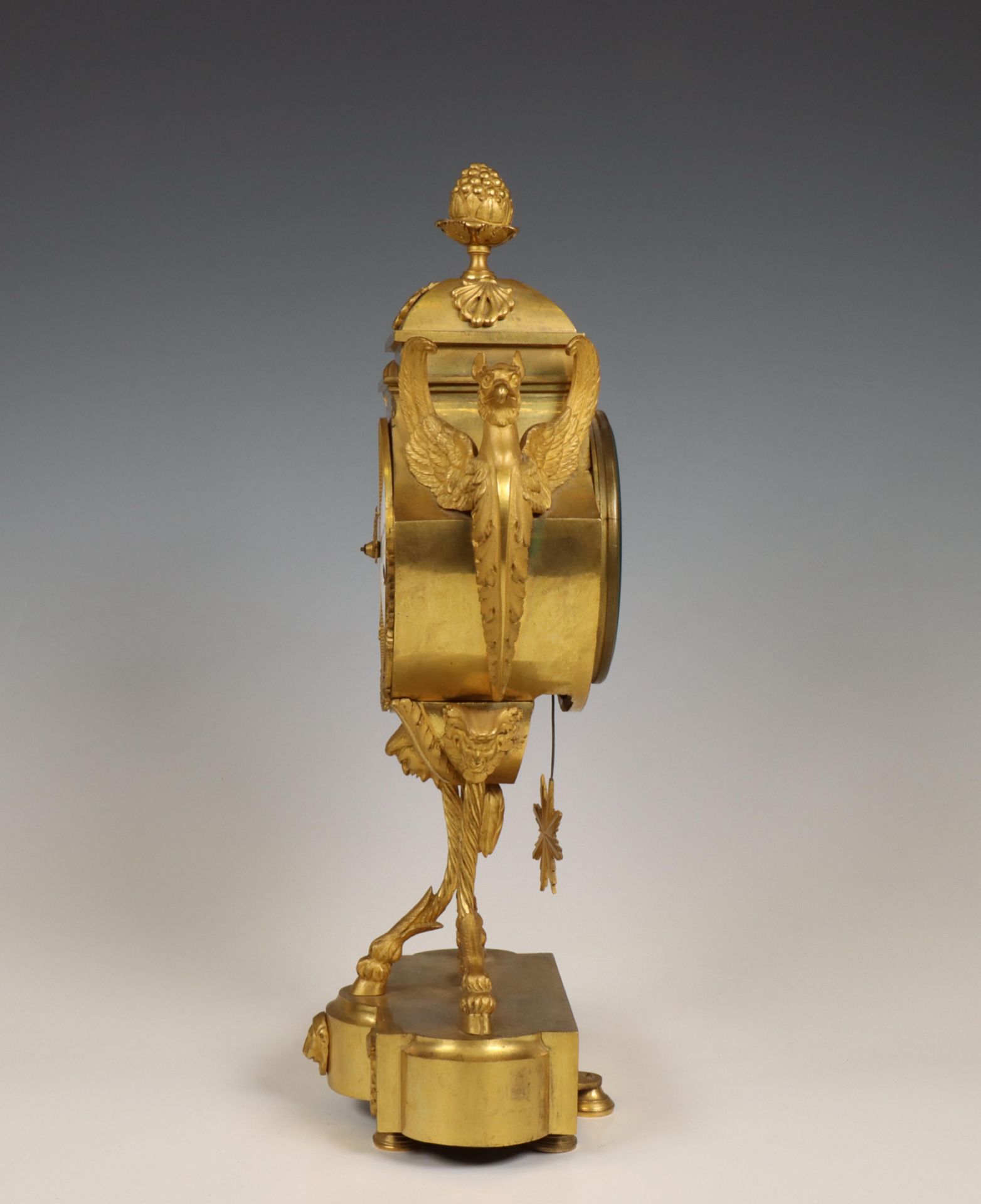 Frankrijk, vuurvergulde bronzen pendule, Louis XVI - Empire, ca. 1805; - Bild 4 aus 4