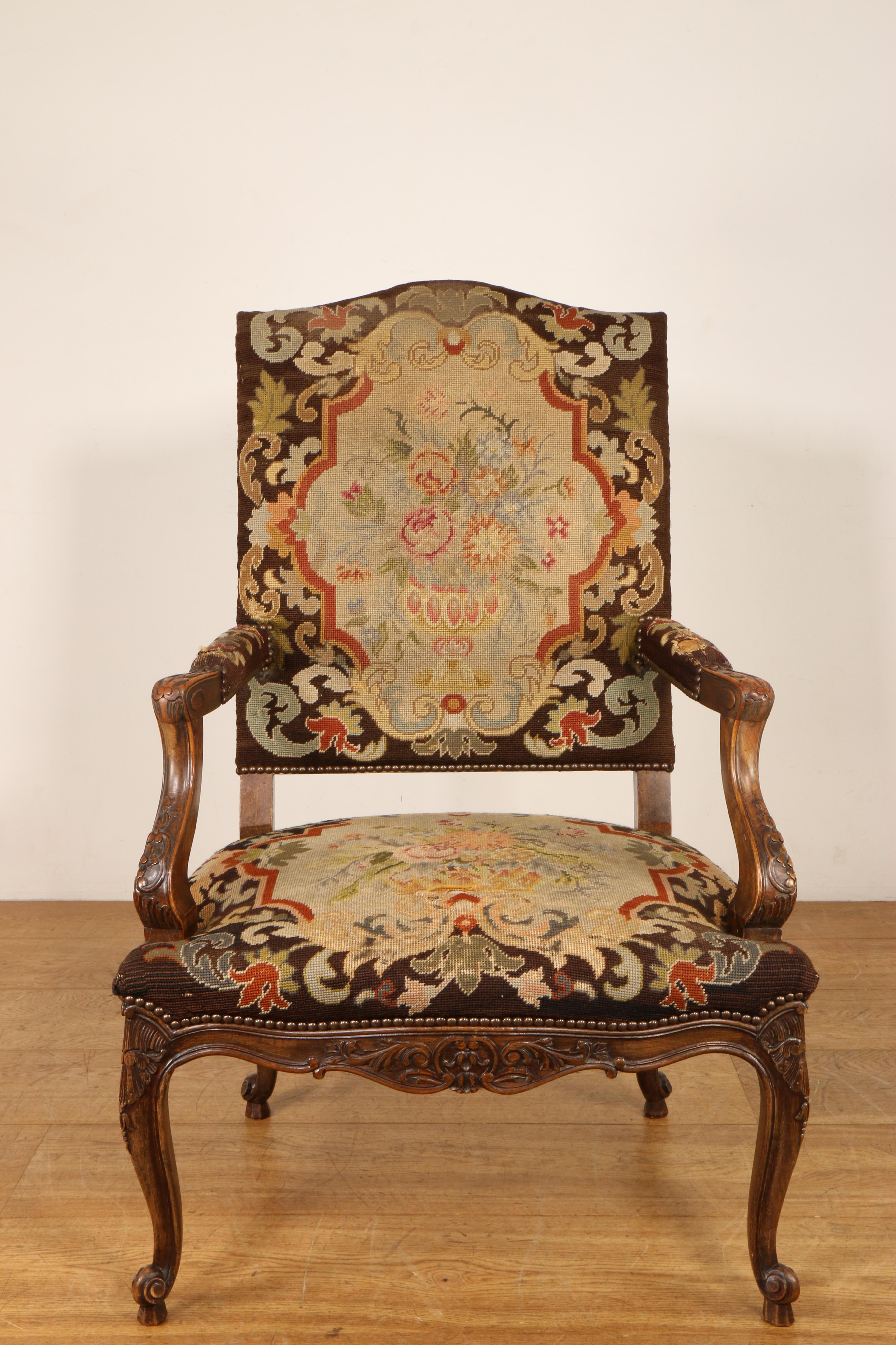Mahoniehouten fauteuil in Louis XV-stijl, 19e eeuw, - Image 2 of 4