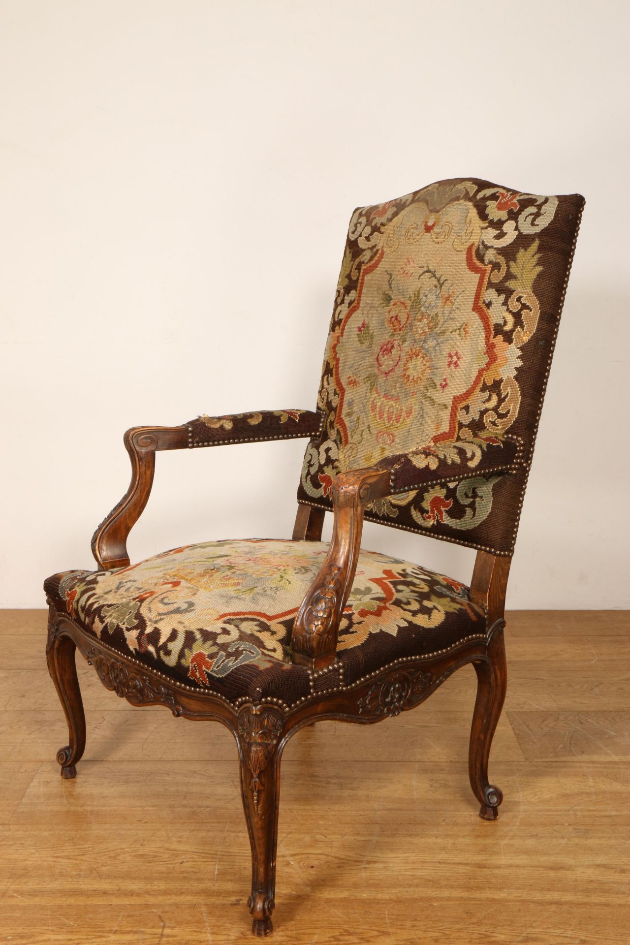 Mahoniehouten fauteuil in Louis XV-stijl, 19e eeuw, - Bild 3 aus 4