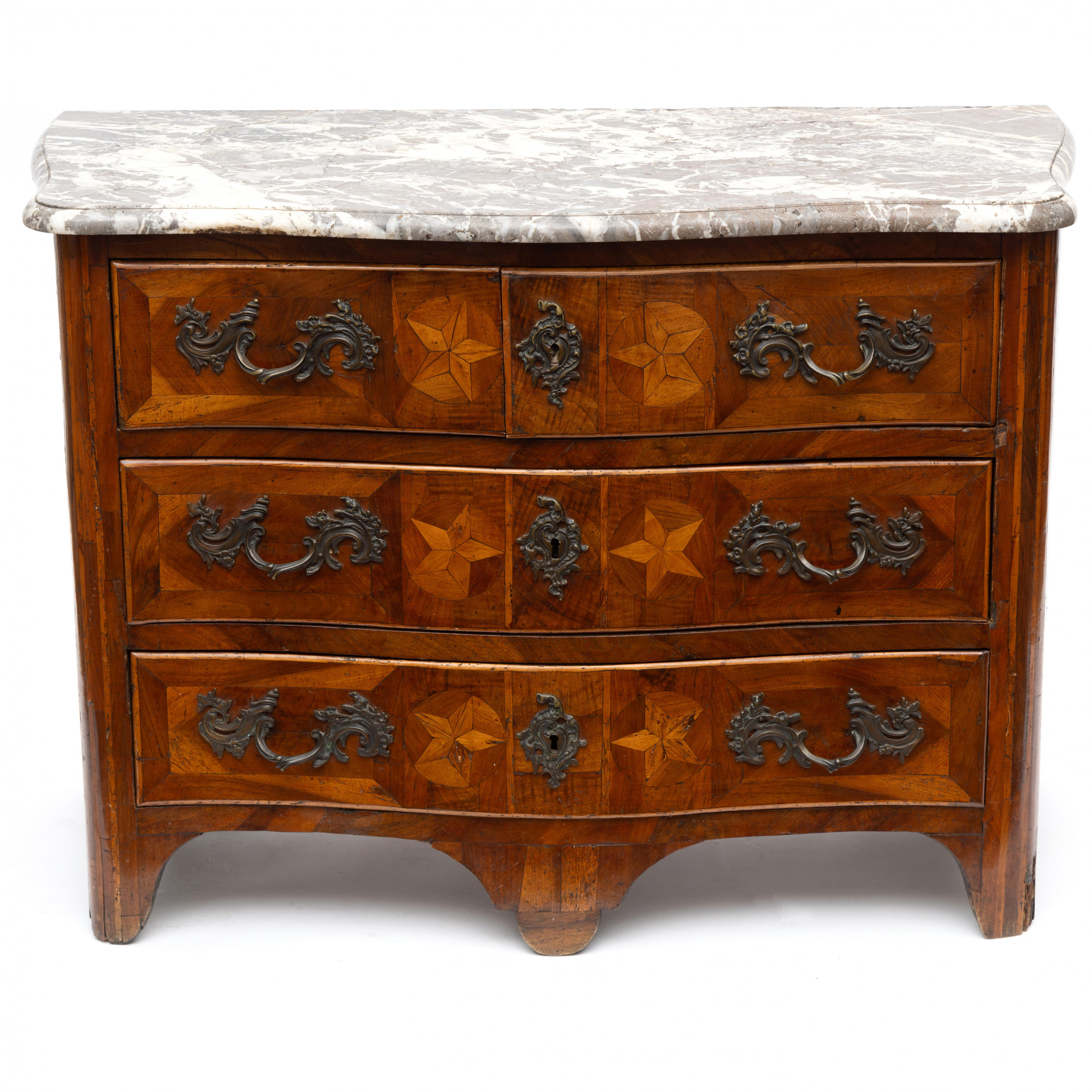 Frankrijk, notenhouten commode, Louis XV, - Image 2 of 3