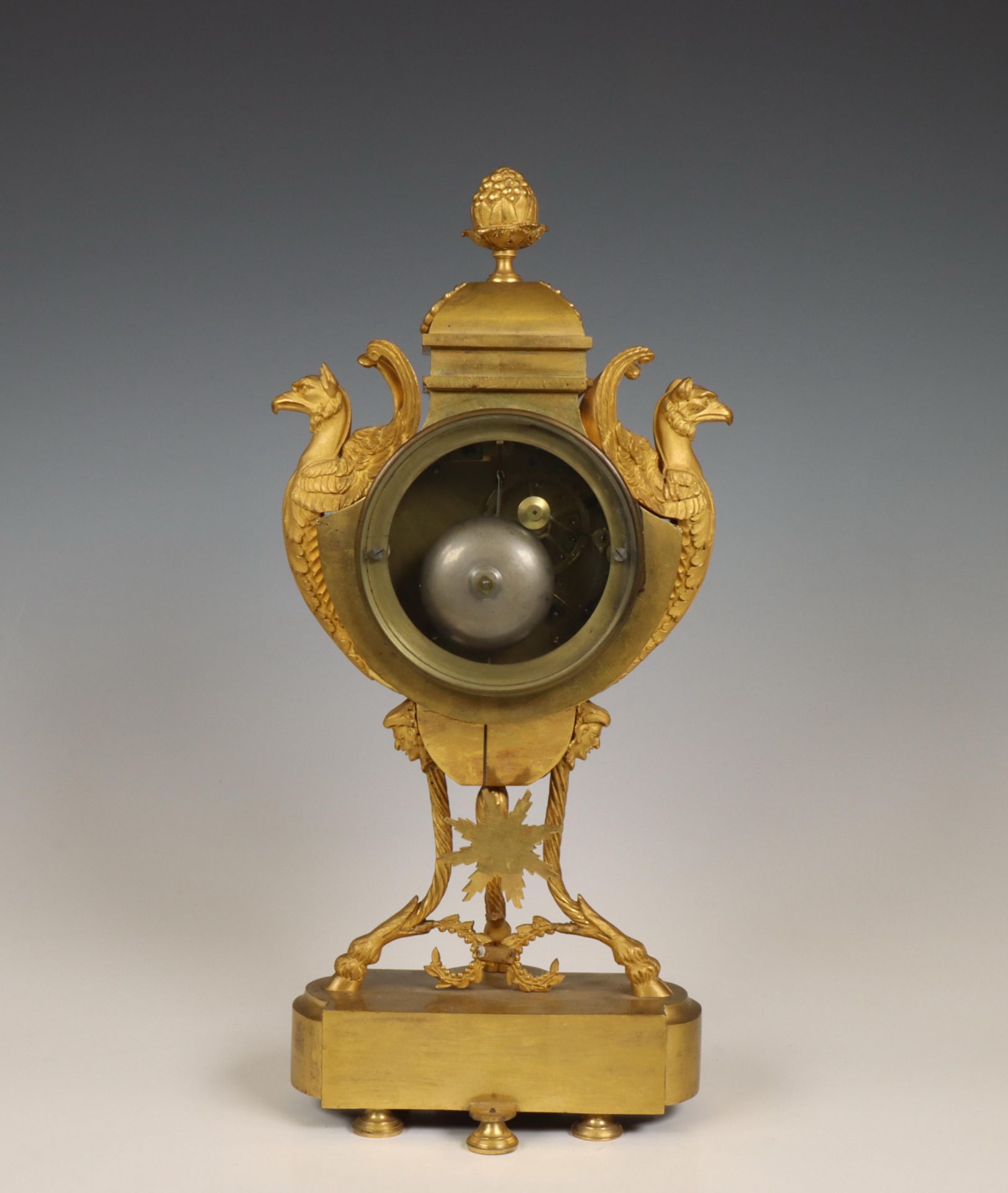 Frankrijk, vuurvergulde bronzen pendule, Louis XVI - Empire, ca. 1805; - Bild 2 aus 4