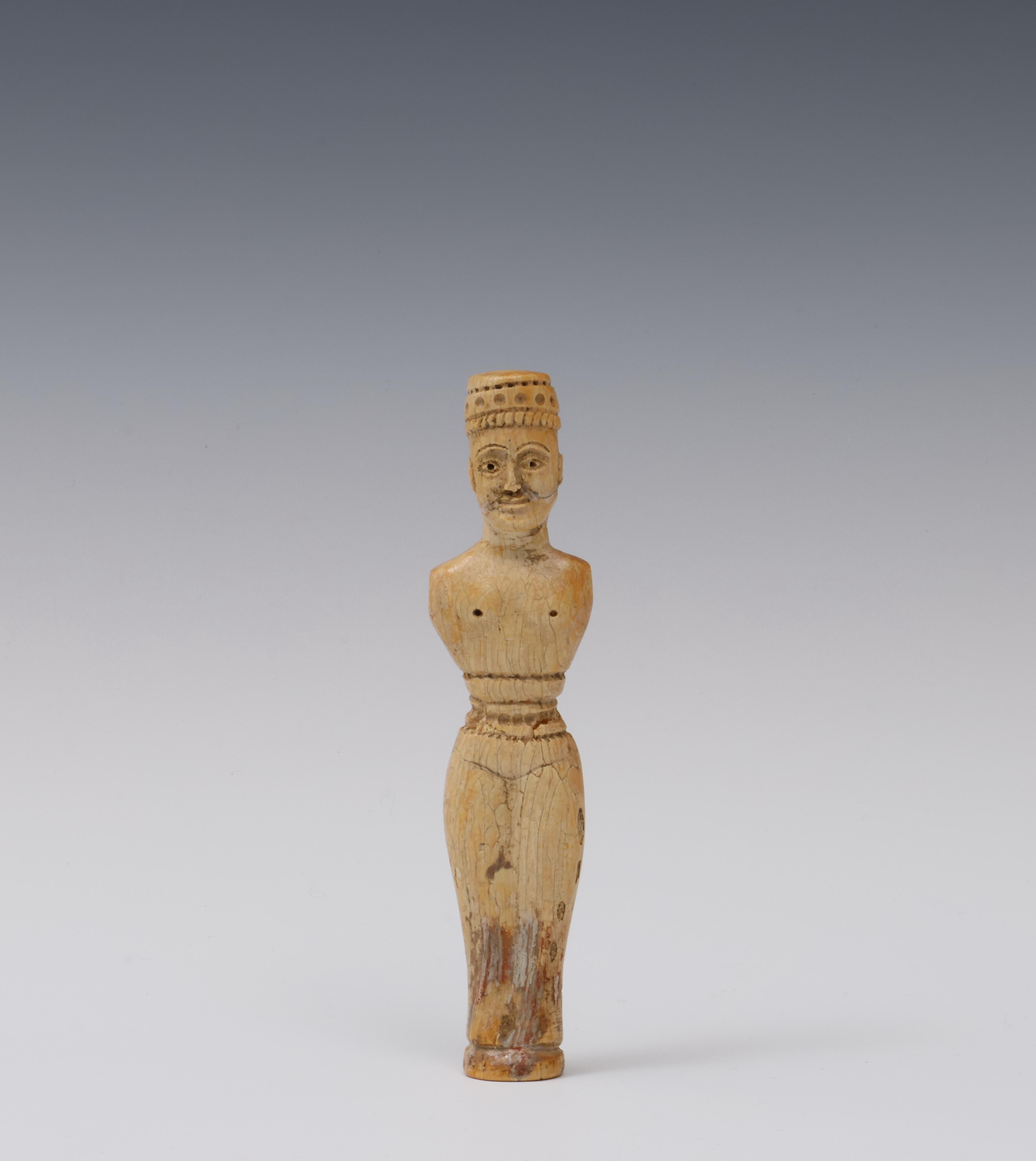 Byzantine, a bone figure of a standing man, ca. 10th century; - Image 2 of 3