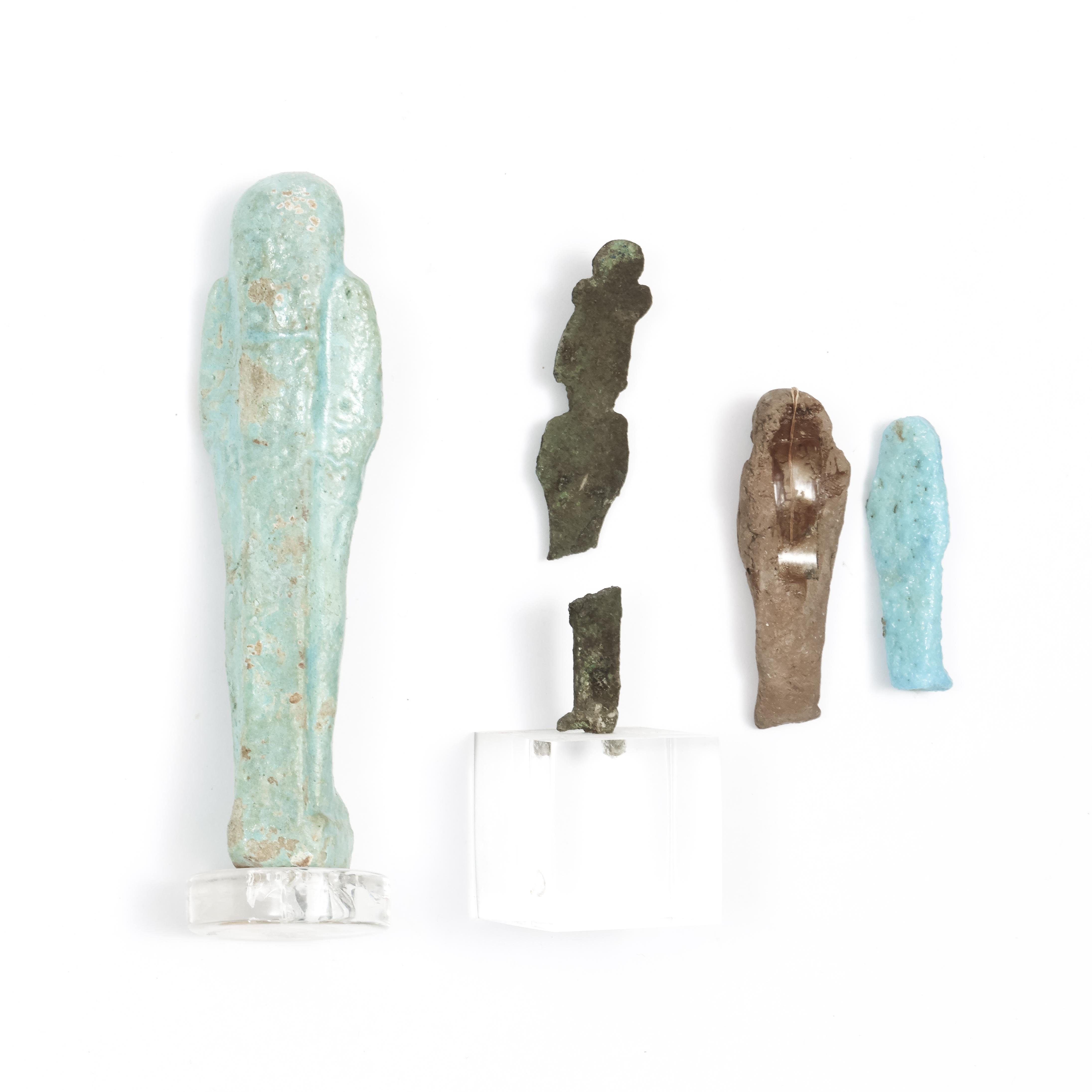 Egypt, two bleu faience Ushabti, a terracotta Ushabti and a bronze Osiris, Late Period. - Image 2 of 2