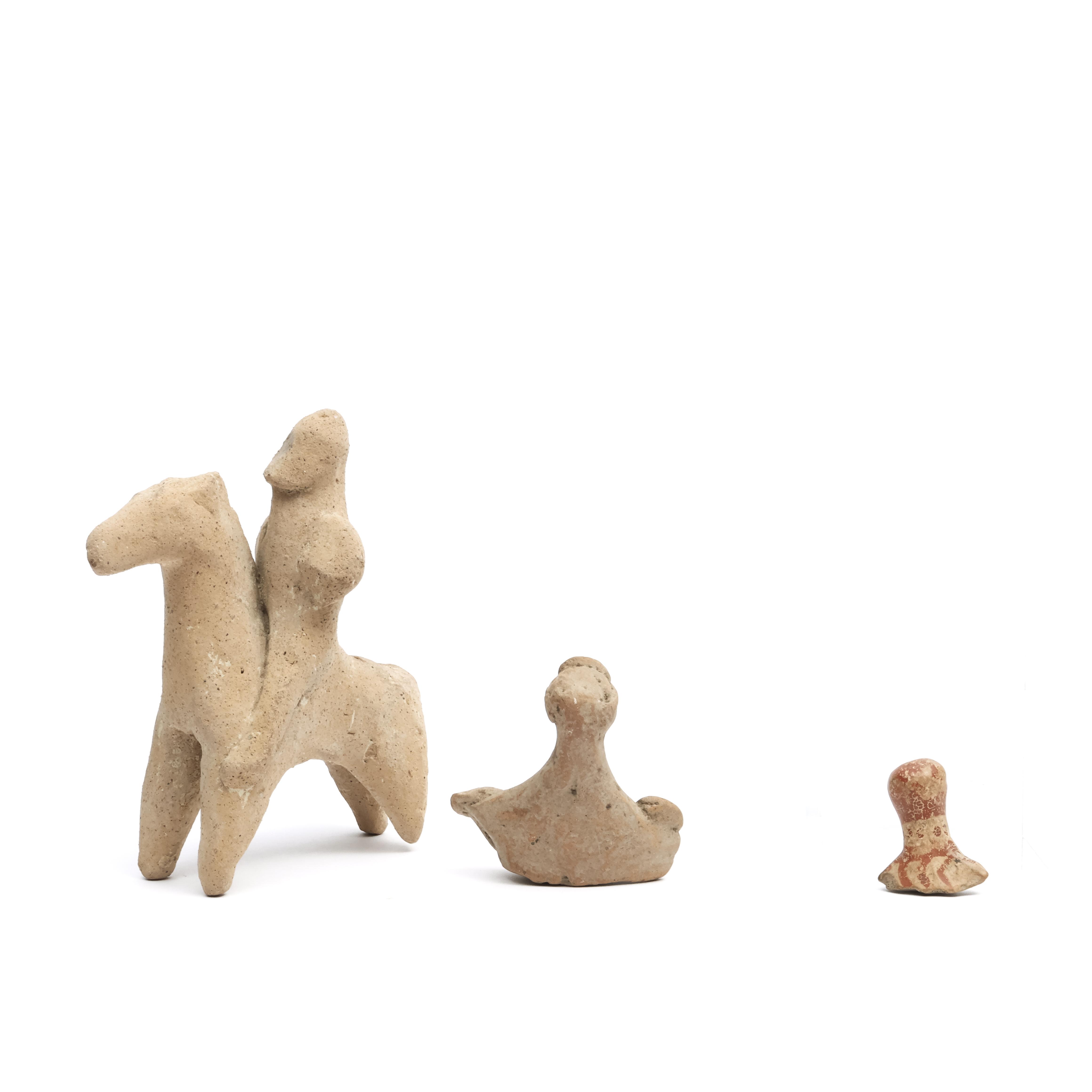 Syrio-Hititte, terracotta idol of a horse rider and two fragments of idols, ca. 2nd Mill BC - Image 2 of 2