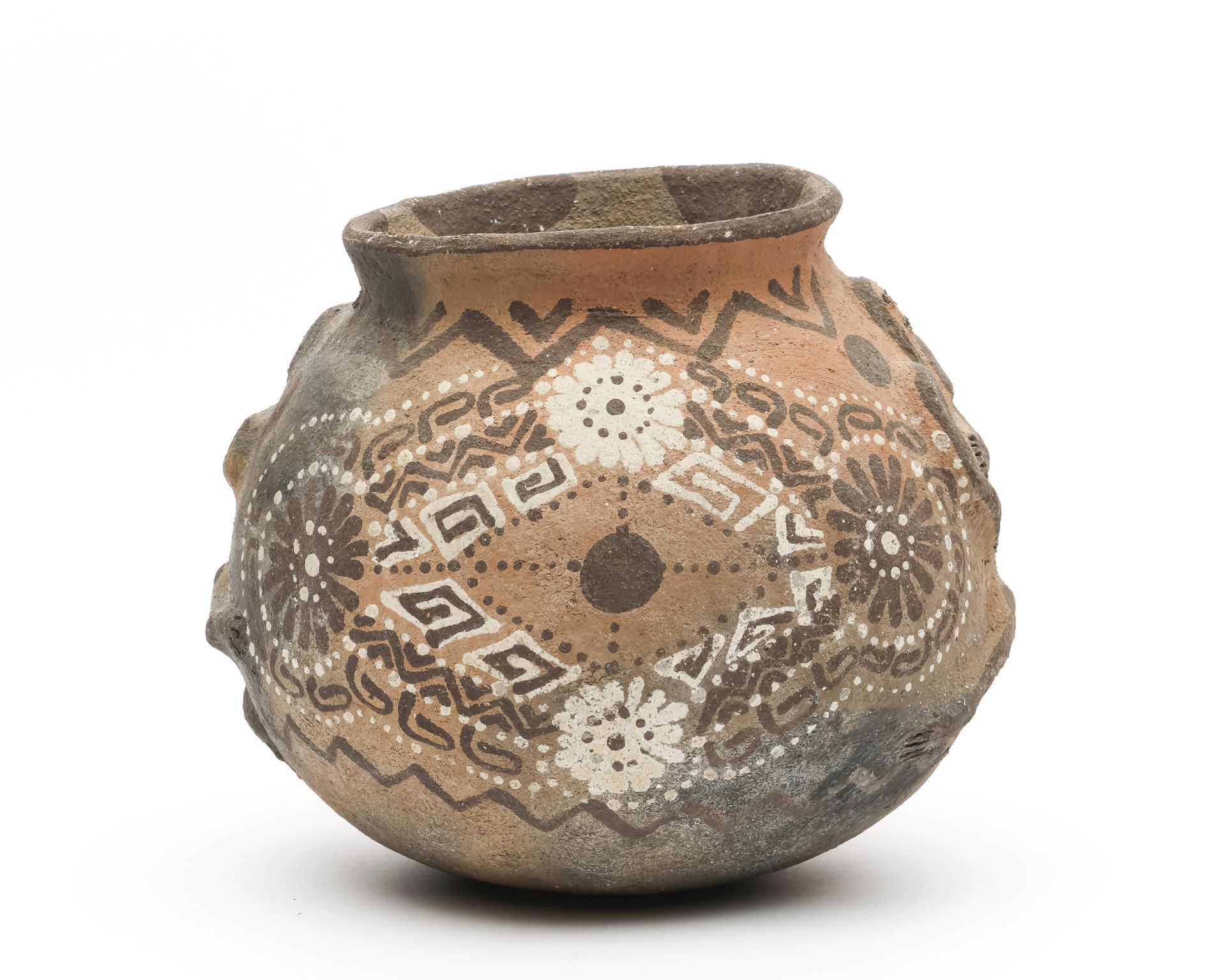 Moluccas, Kai Islands, terracotta vessel, - Image 3 of 4