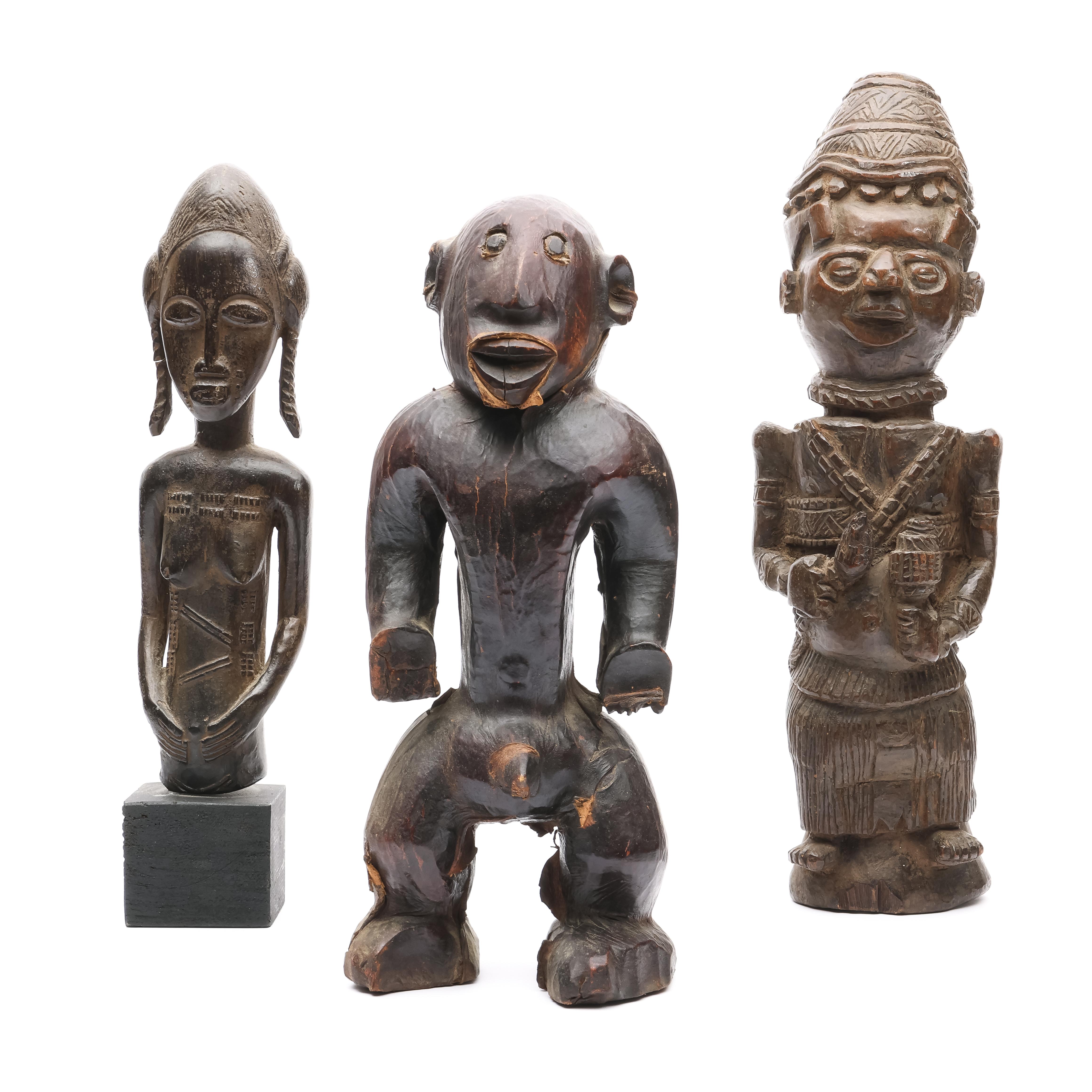 Africa, an assorted lot of three various figures. - Image 4 of 4