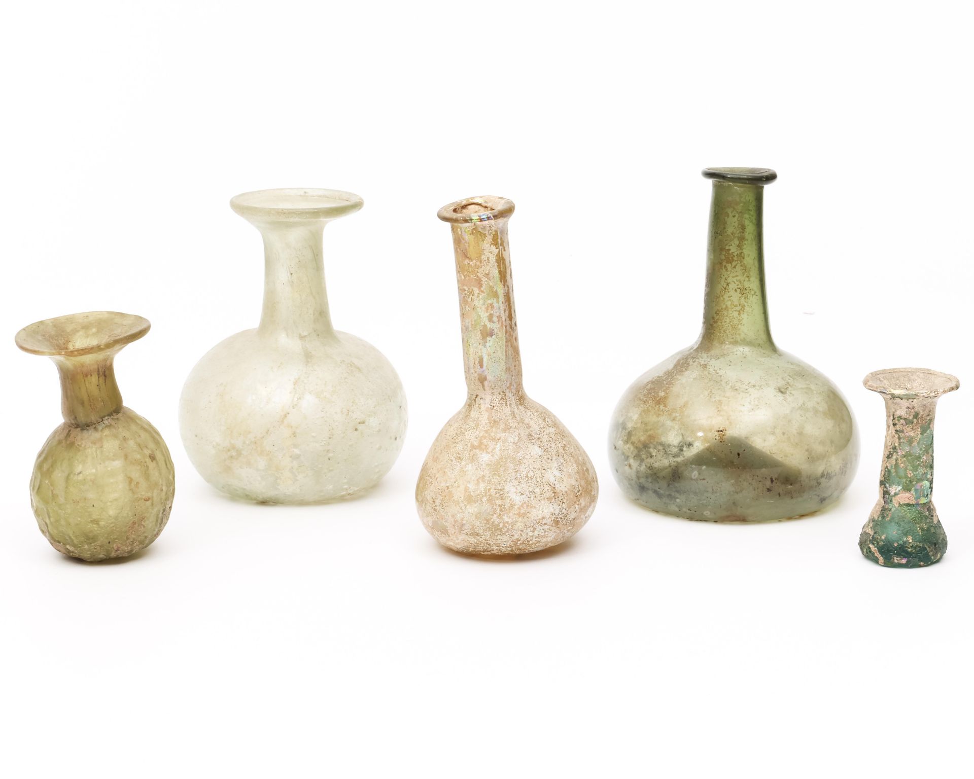 A collection of four Roman glass flasks, ca. 3rd century; - Bild 2 aus 4